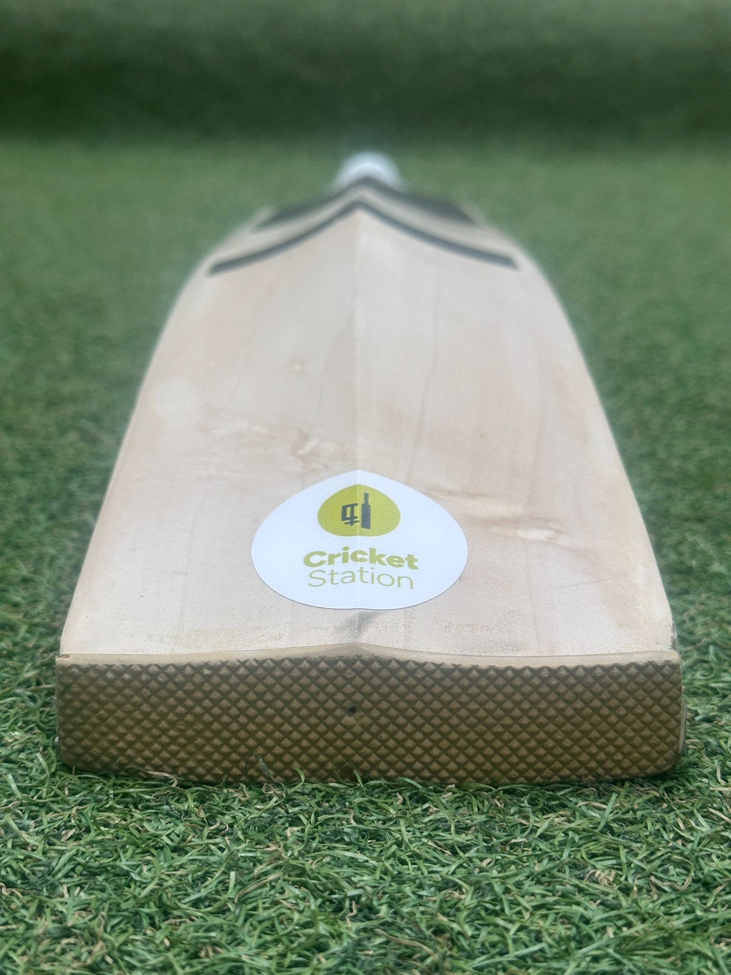 Used TCS Emerald Cricket Bat (2lb 11oz)