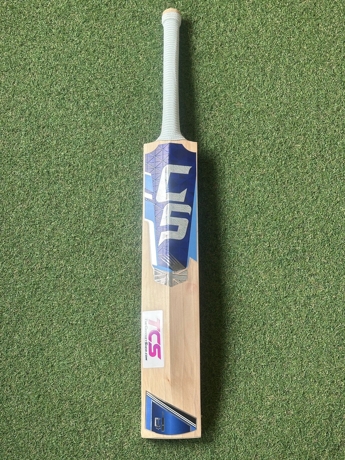 Used Cricket Station Speranza Cricket Bat (2lb 10oz)