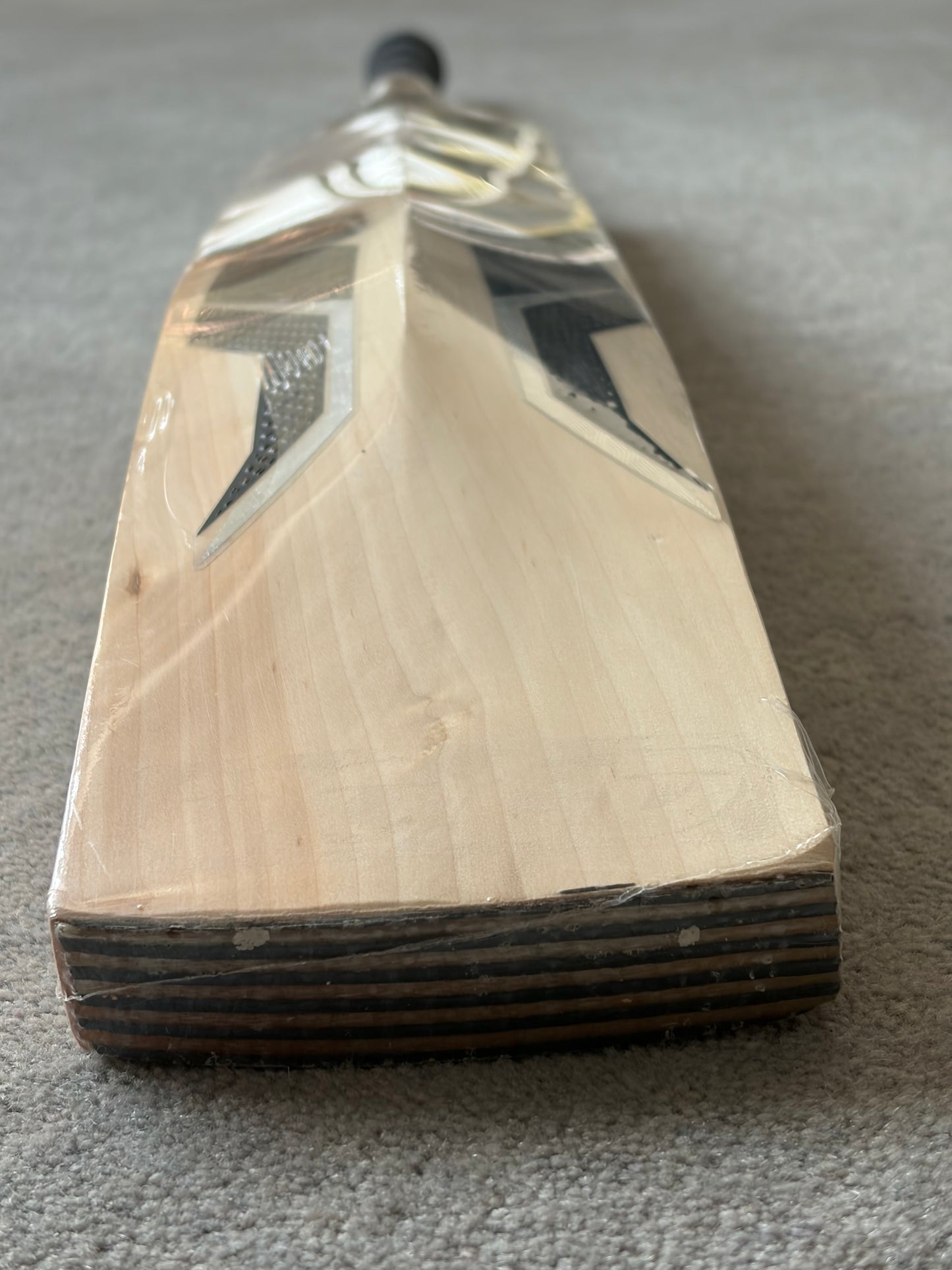 CA Gold 18000 SF51 Cricket Bat (2lb 9oz)