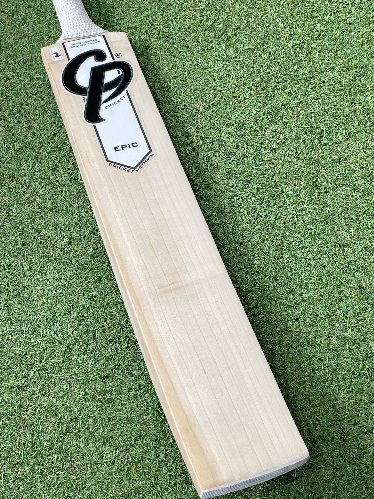 CP Epic Player Grade Cricket Bat (2lb 9oz)
