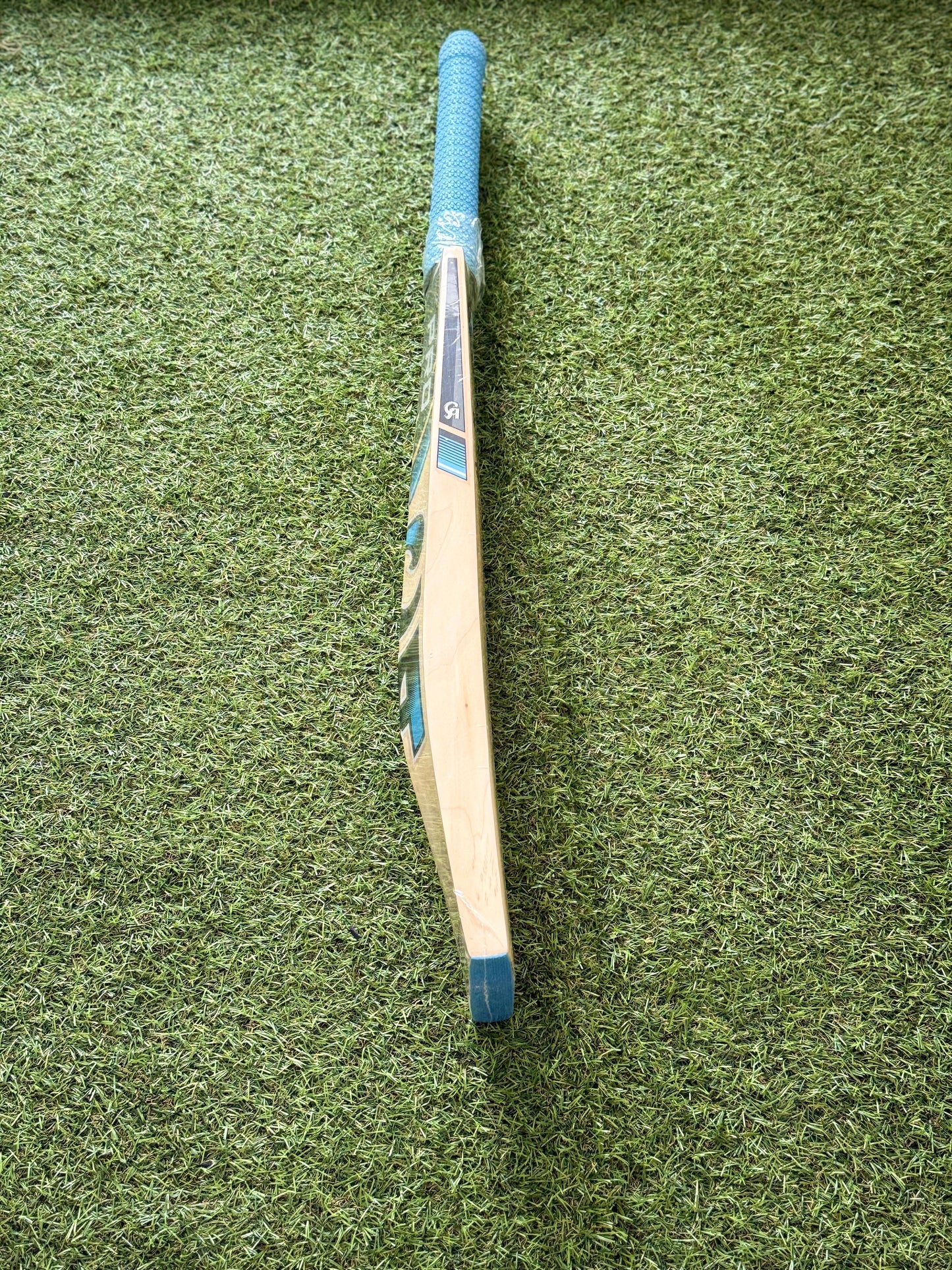 CA Pro 7000 Harrow Junior Cricket Bat (2lb 4oz)