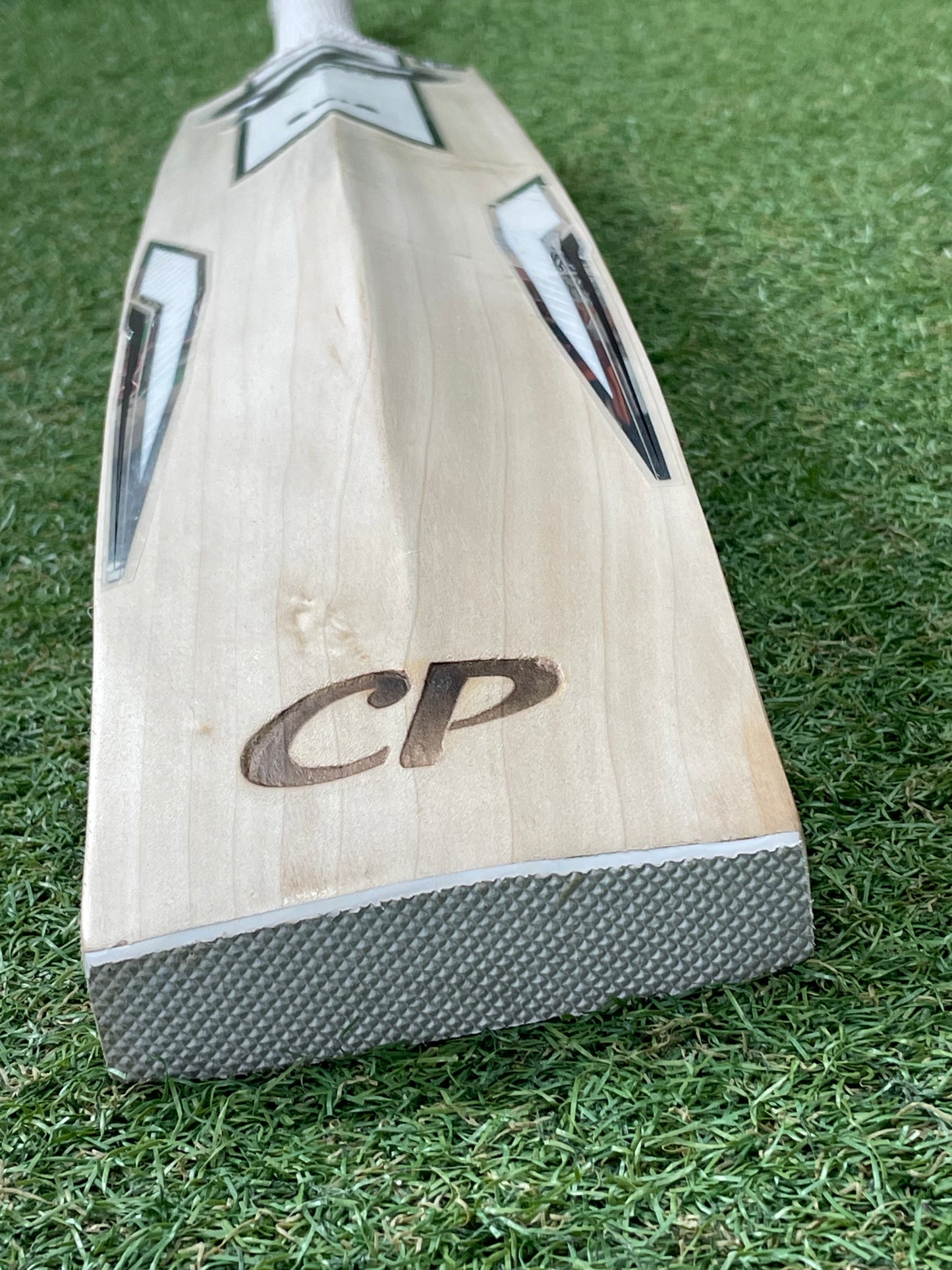 CP Epic Player Grade Cricket Bat (2lb 9oz)