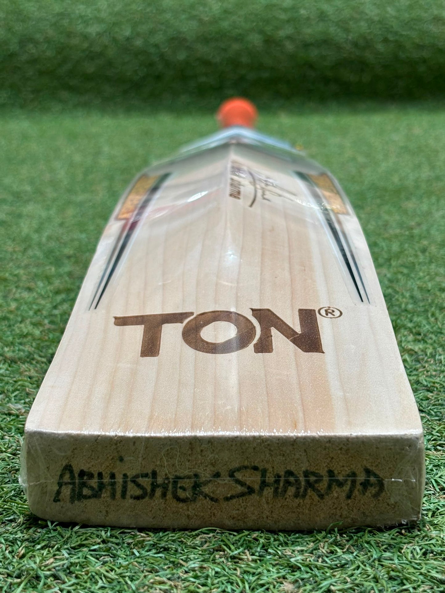 Ton Abhishek Sharma Player Cricket Bat (2lb 8oz)