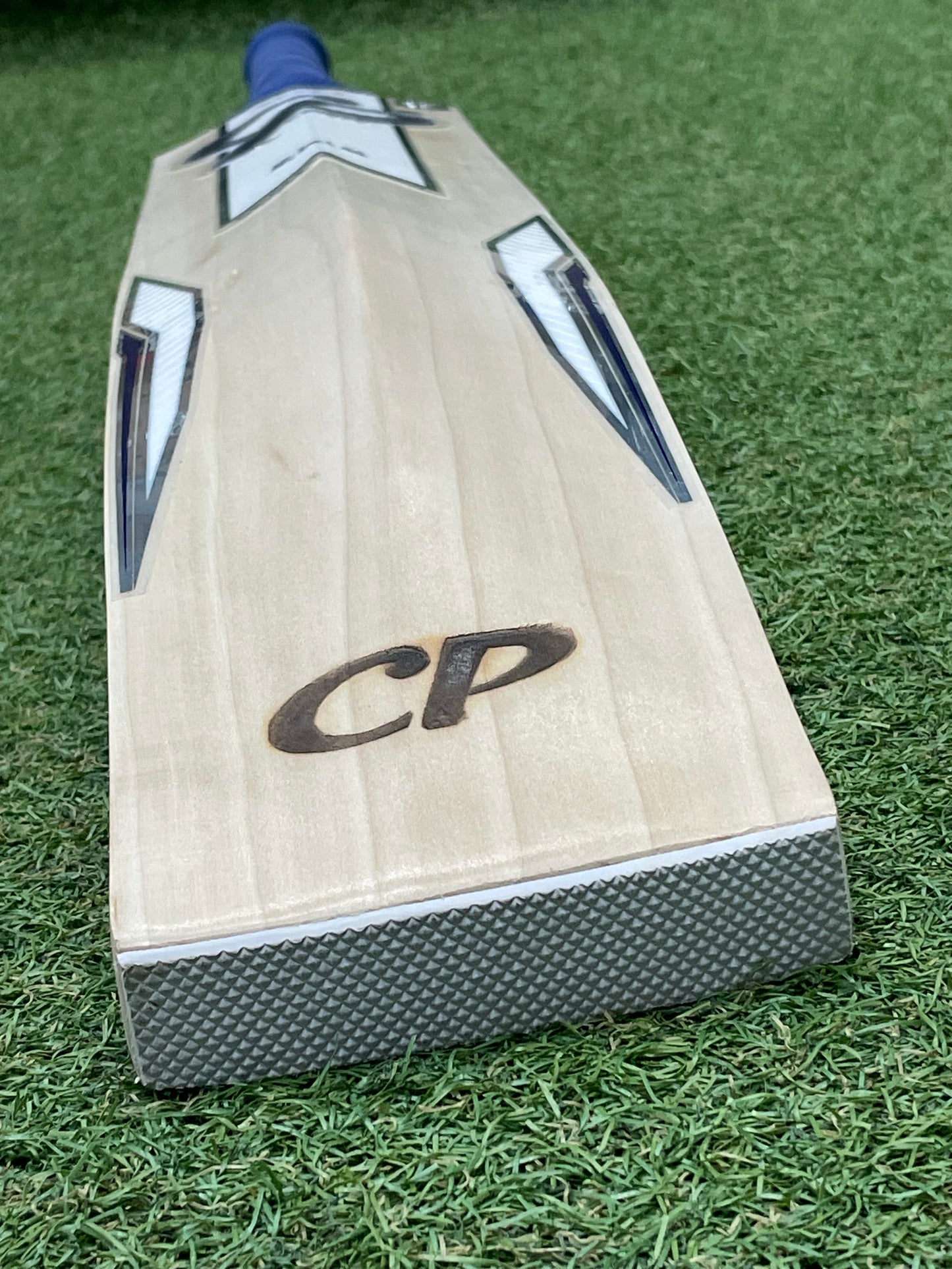 CP Epic Grade 1 Cricket Bat (2lb 10oz)