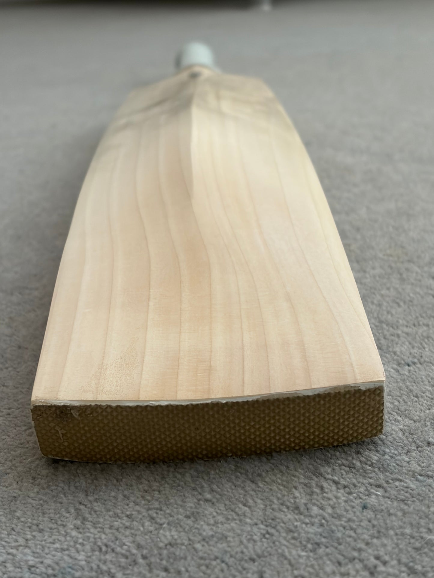 Plain Players UK Made Cricket Bat (2lb 9oz)