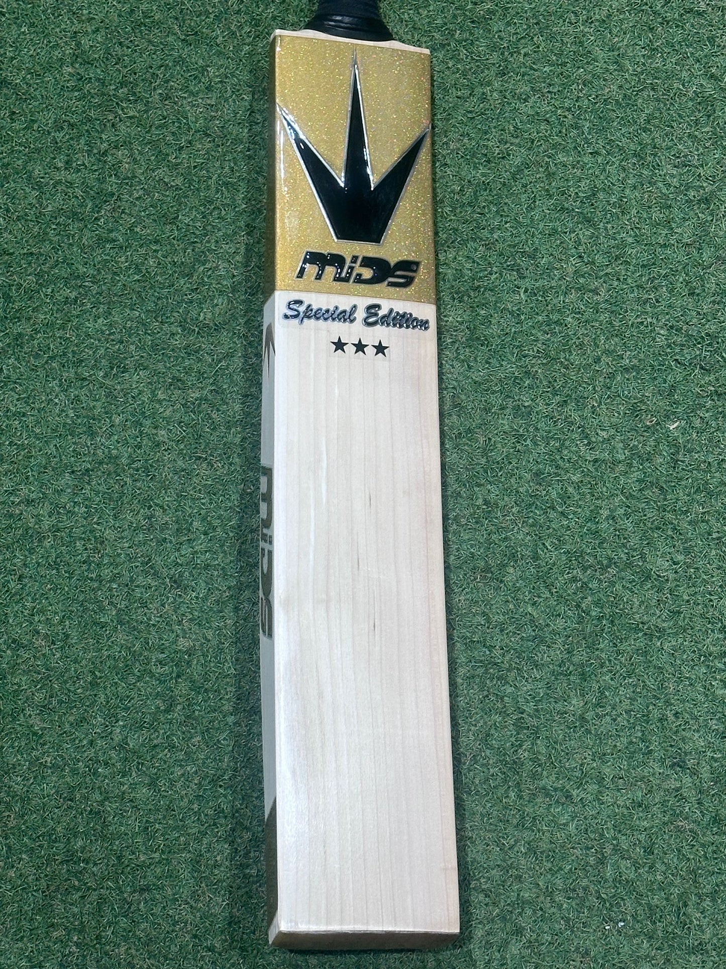 MIDS Special Edition 3 Star Laminate (Double Wood) Cricket Bat (2lb 9oz)