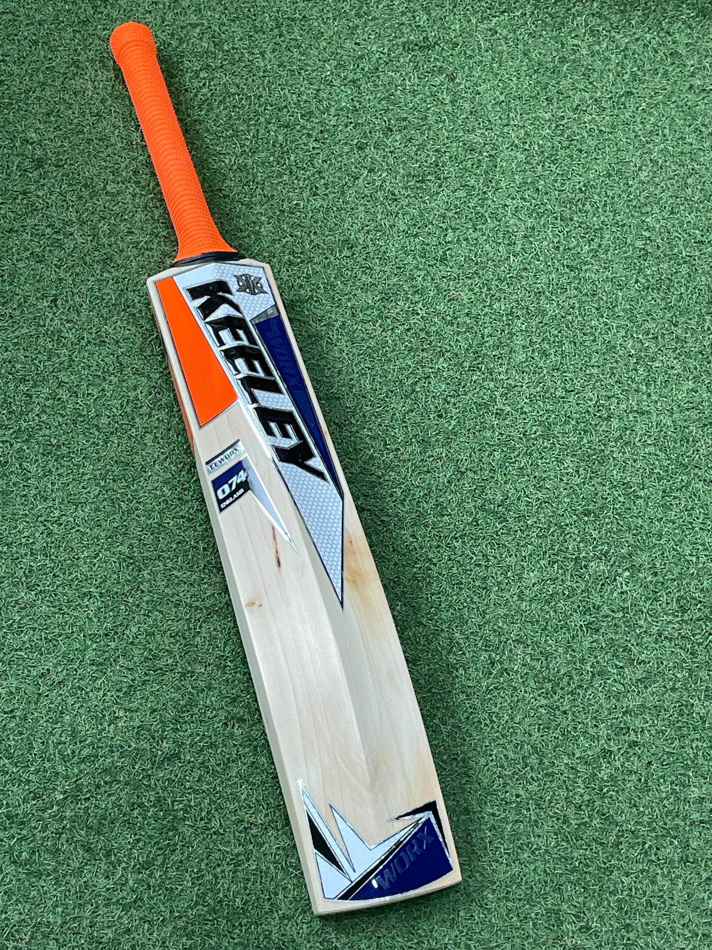 Keeley Worx 074 Grade 1 Cricket Bat (2lb 11oz)