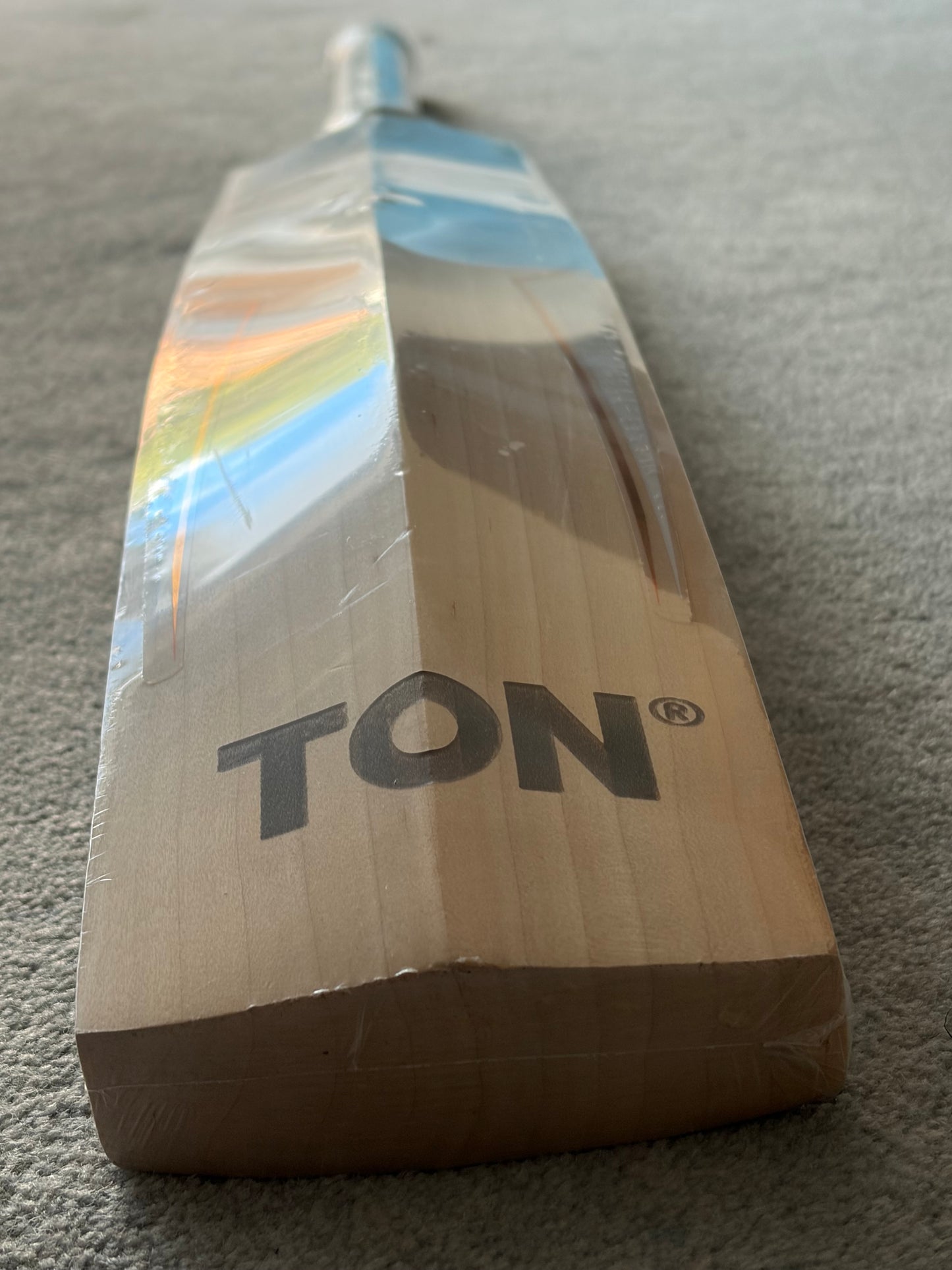 SS Ton Legends Kumar Sangakkara Cricket Bat (2lb 10oz)