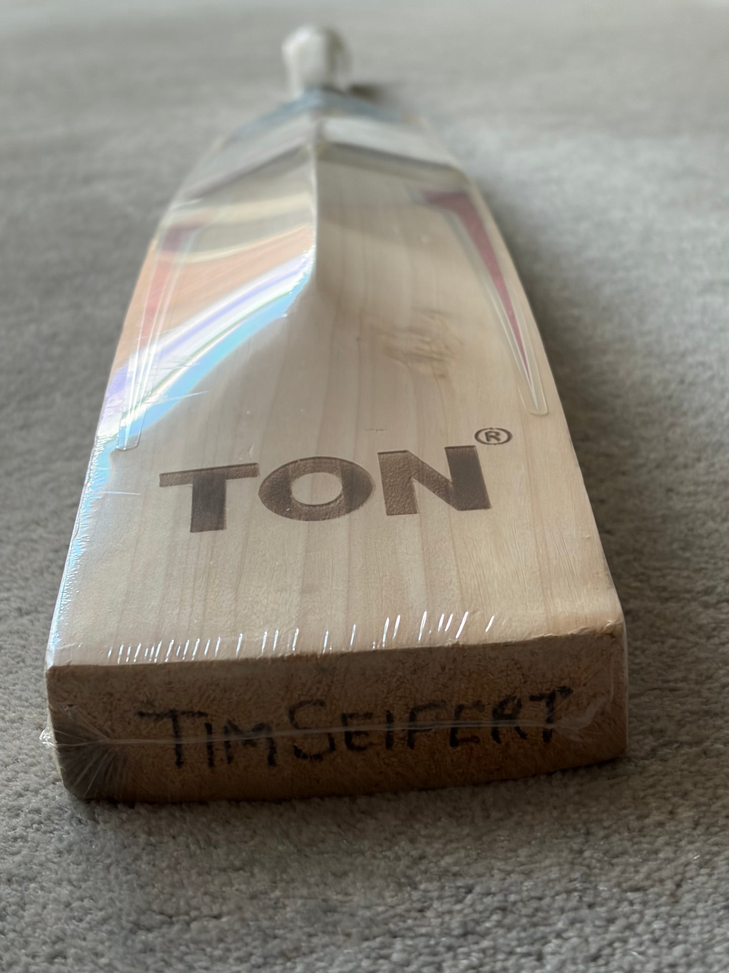 SS Ton Tim Seifert Players Harrow Junior Cricket Bat (2lb 5oz)
