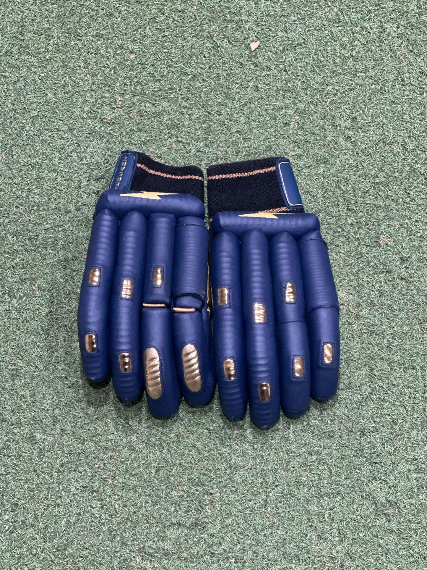 Versant Showman Grind Navy Batting Gloves