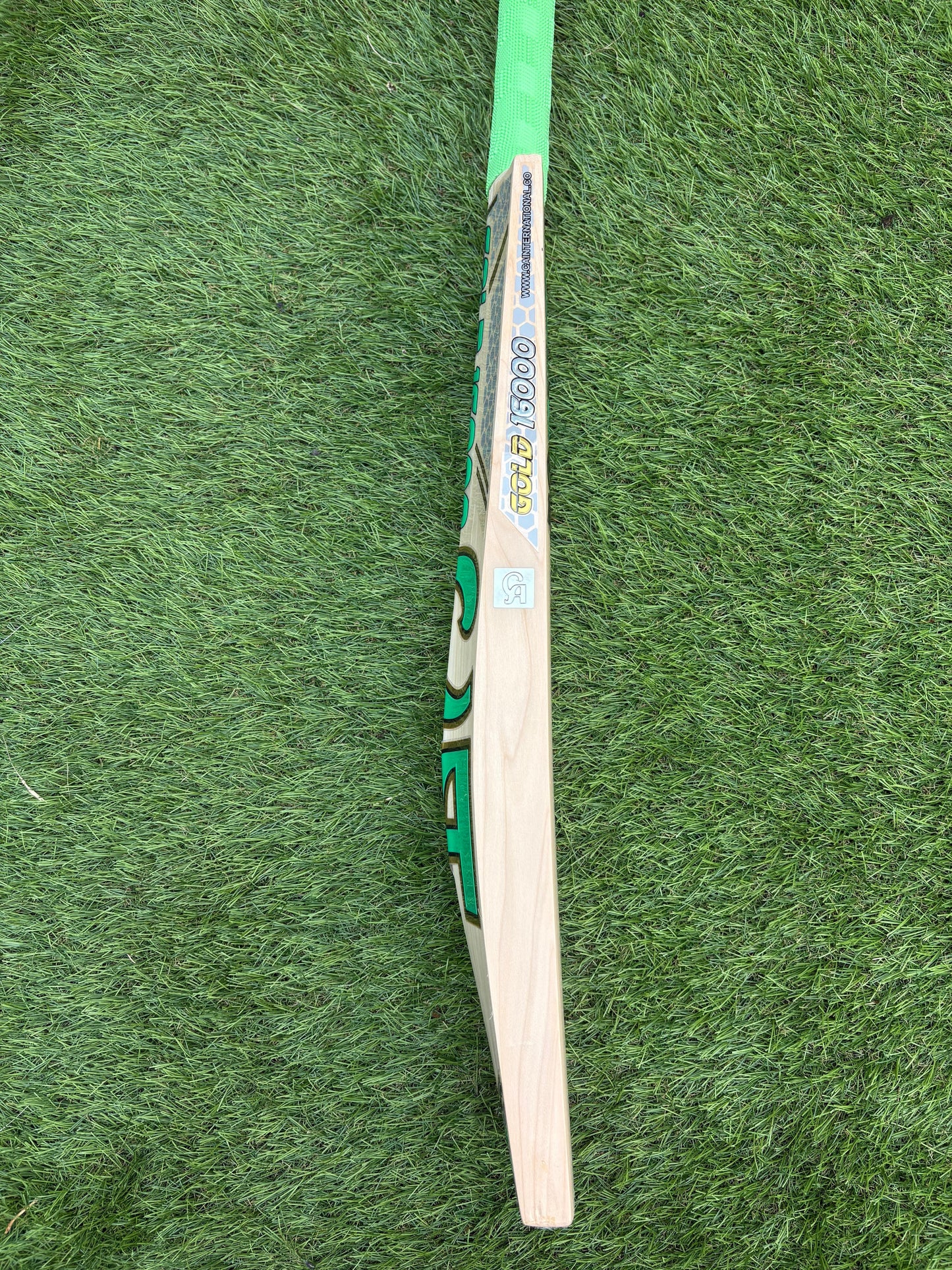 CA Gold 16000 Cricket Bat (2lb 9oz)