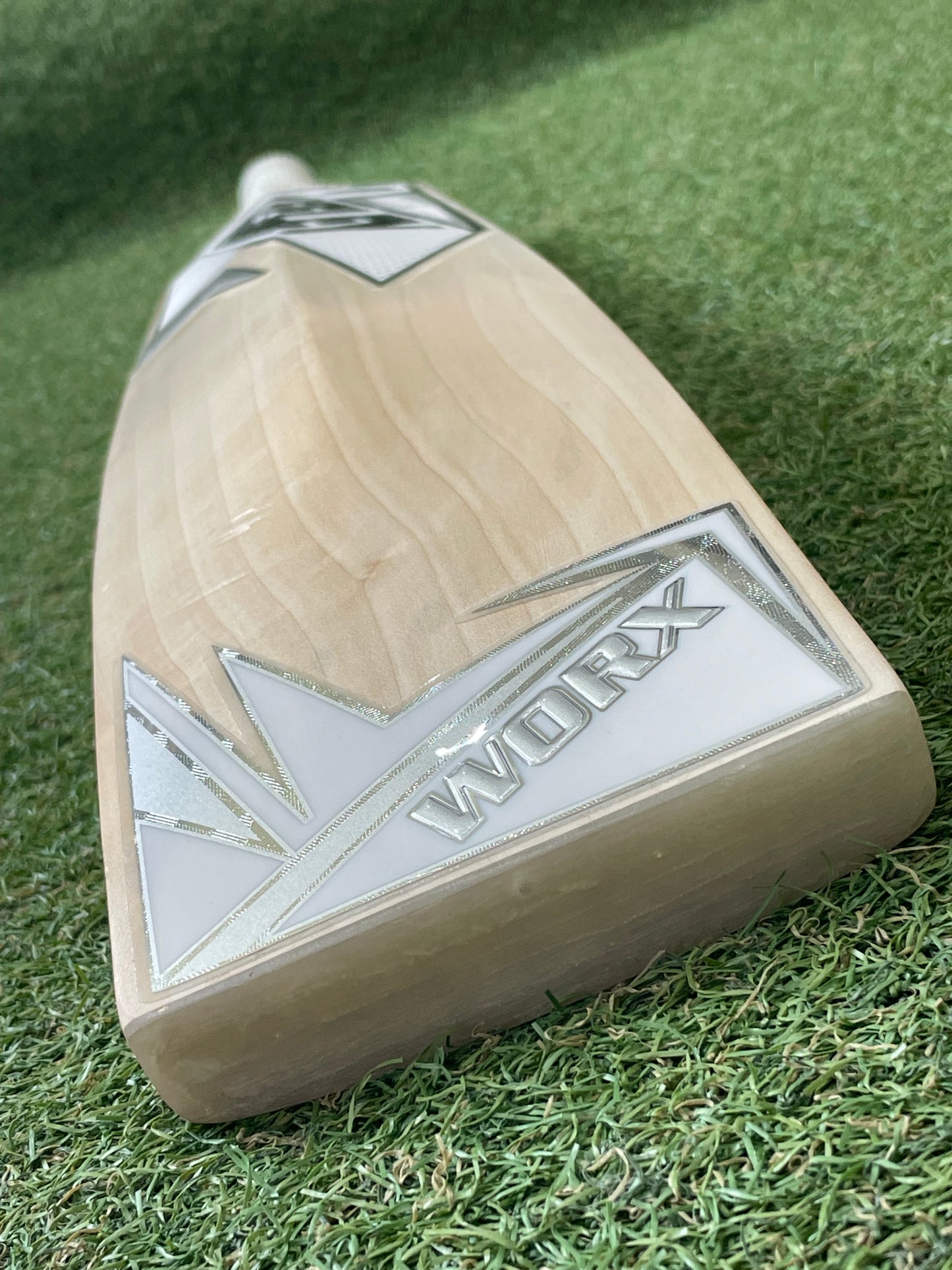 Keeley Worx 074 Grade 1 Cricket Bat (2lb 10oz)