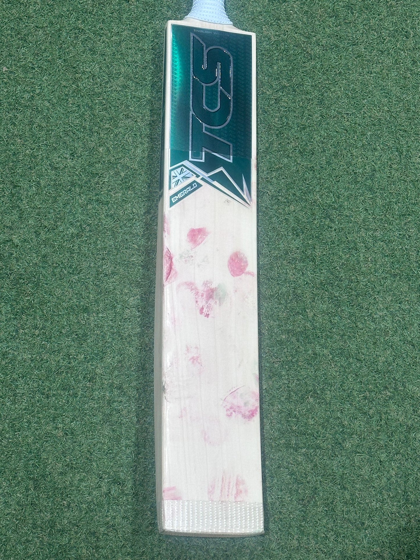 Used TCS Emerald Cricket Bat (2lb 11oz)