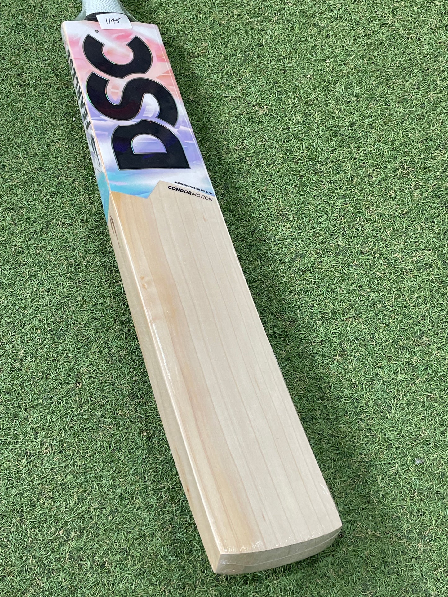DSC Condor Motion Cricket Bat (2lb 8oz)