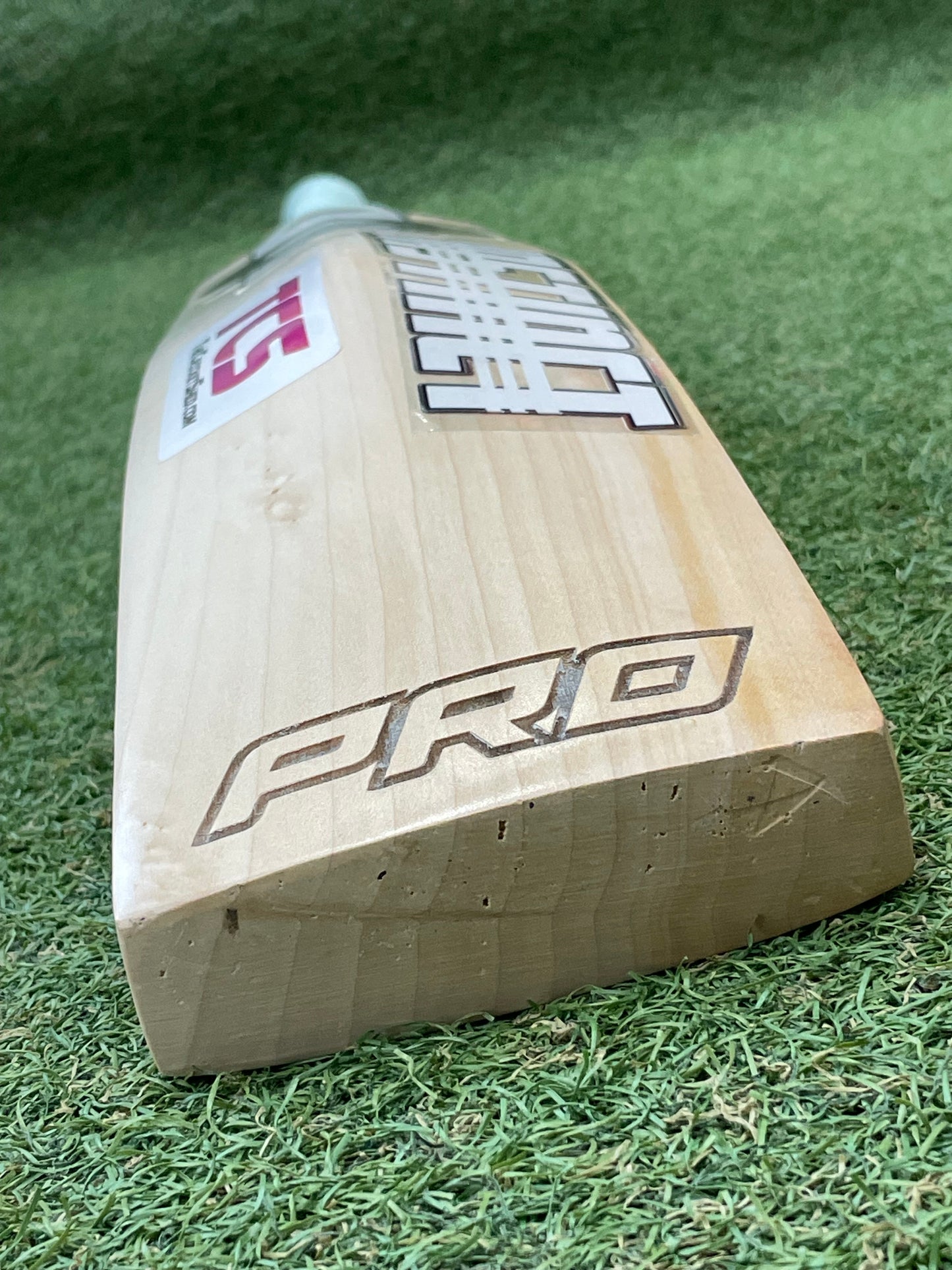 CA Instinct 7 Star Cricket Bat (2lb 10oz)