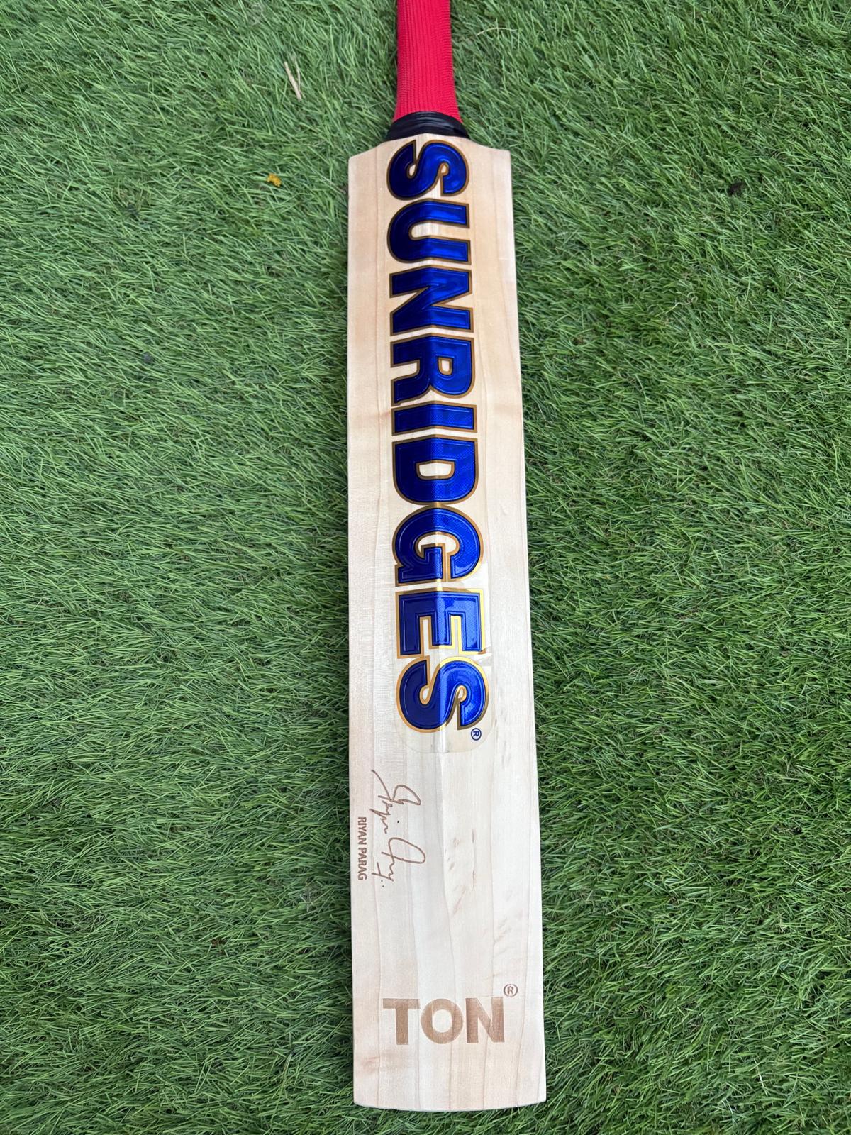 SS Ton Players 3000 Cricket Bat (2lb 10oz)