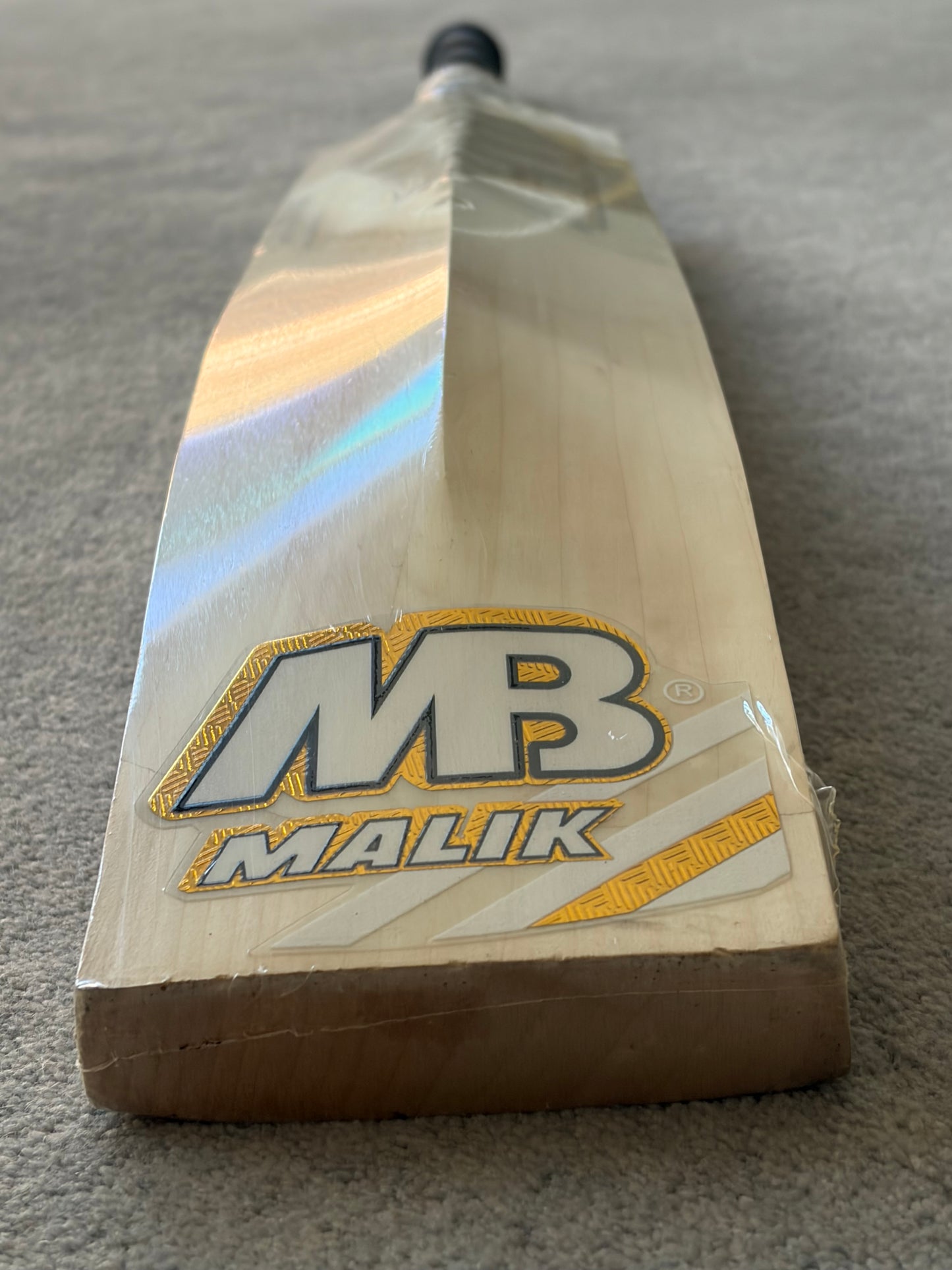MB Malik UMZ Players Laminate (Double Wood) Cricket Bat (2lb 10oz)
