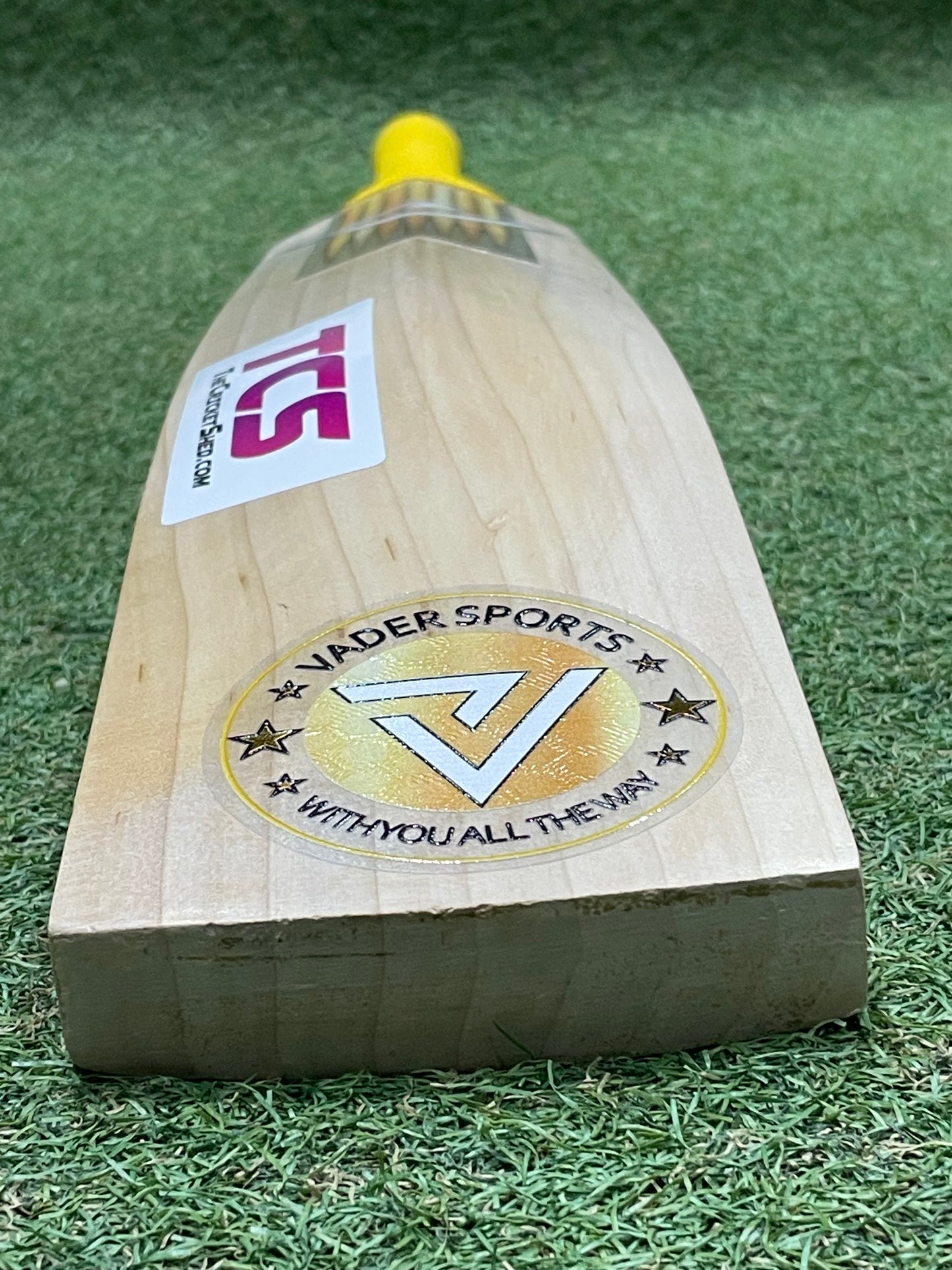 Vader Sports Reserve Edition Cricket Bat (2lb 9oz)
