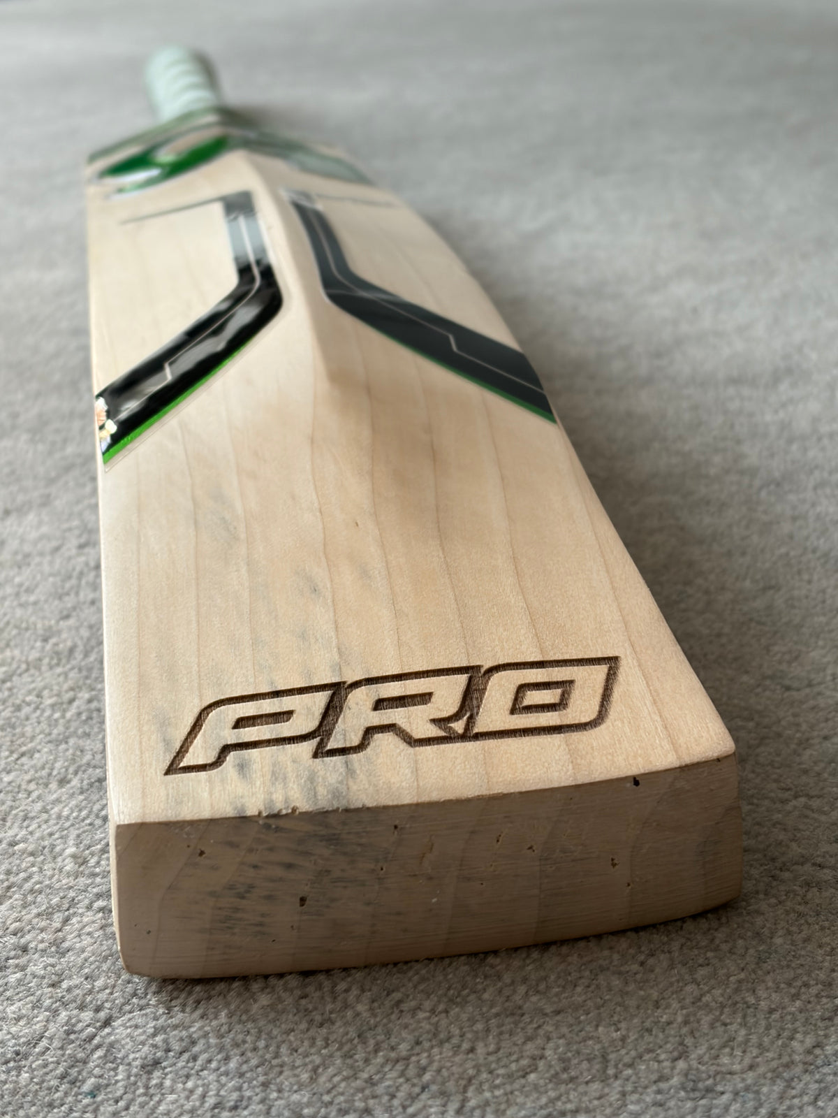 CA Professional Players Babar Azam Cricket Bat (2lb 8oz)