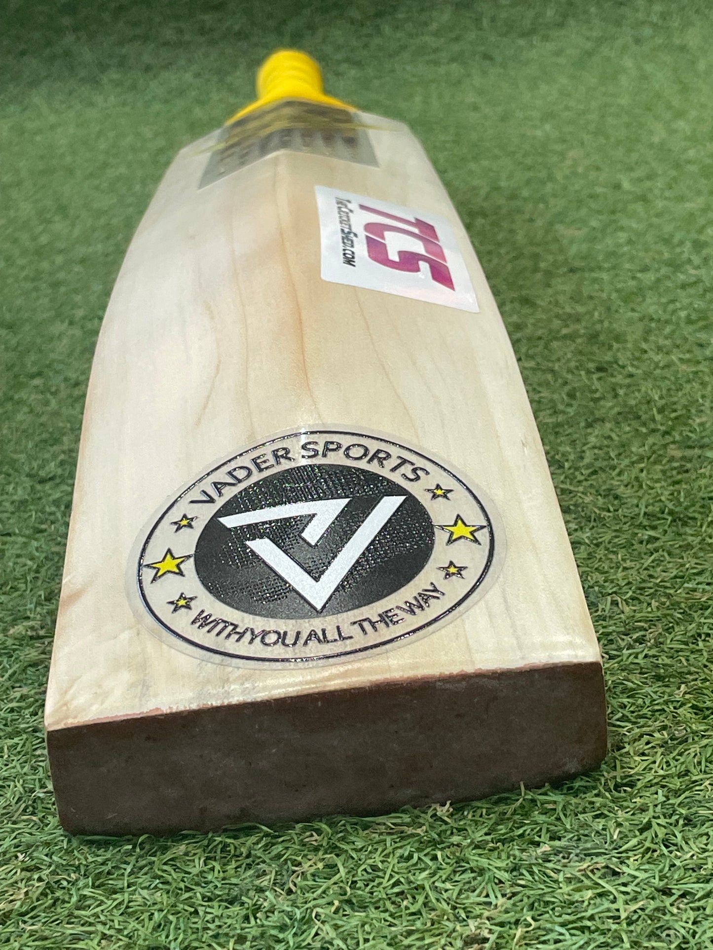 Vader Sports Limited Edition Cricket Bat (2lb 8oz)