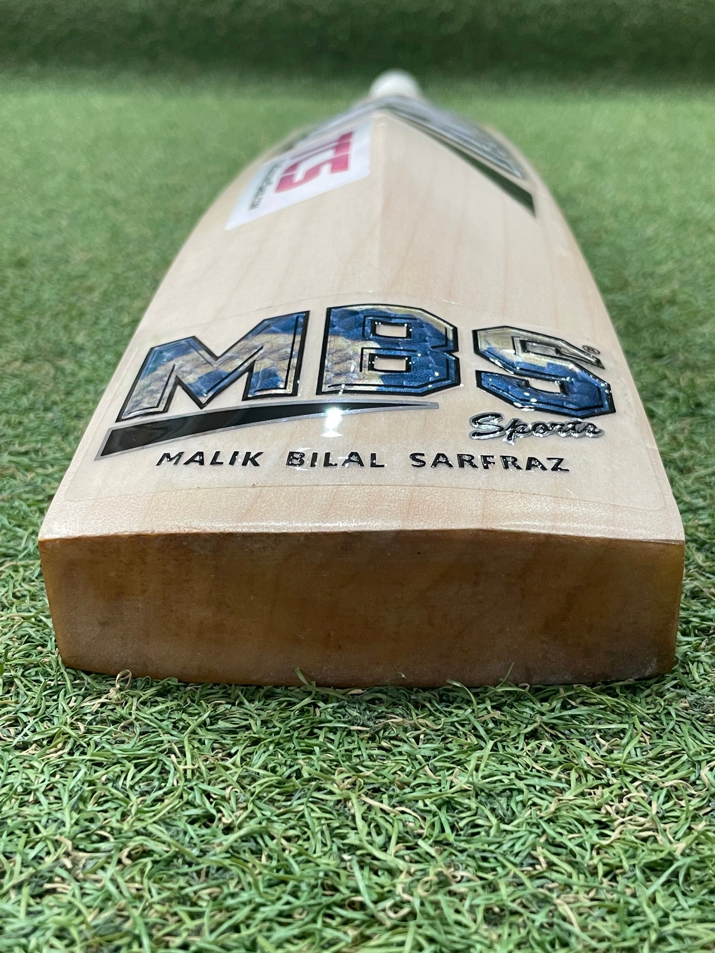 MB Malik MBS World Class Edition Cricket Bat (2lb 8oz)