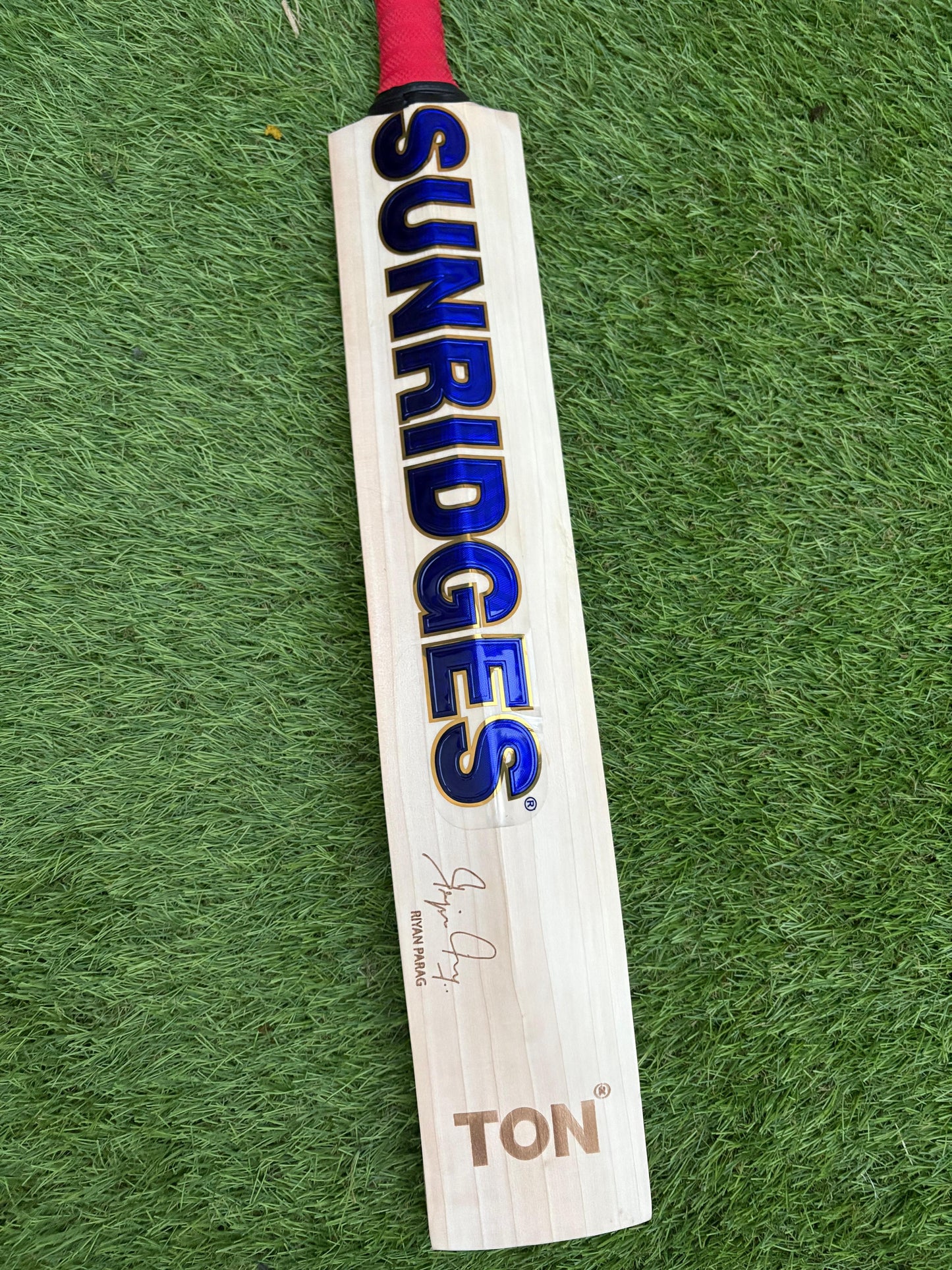 SS Ton Players 2000 Cricket Bat (2lb 9oz)