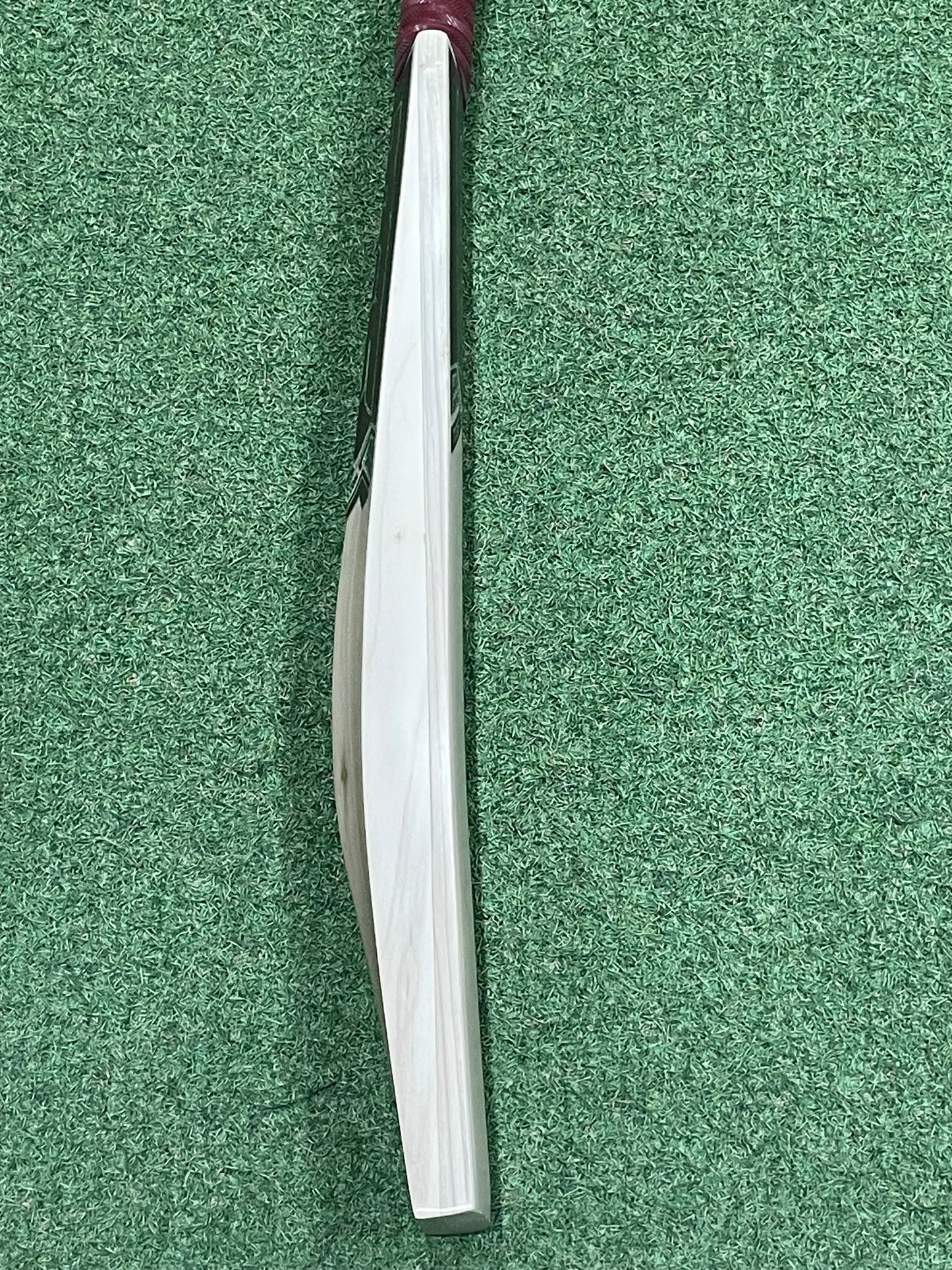 TCS Ruby Player Laminate Cricket Bat (2lb 11oz)