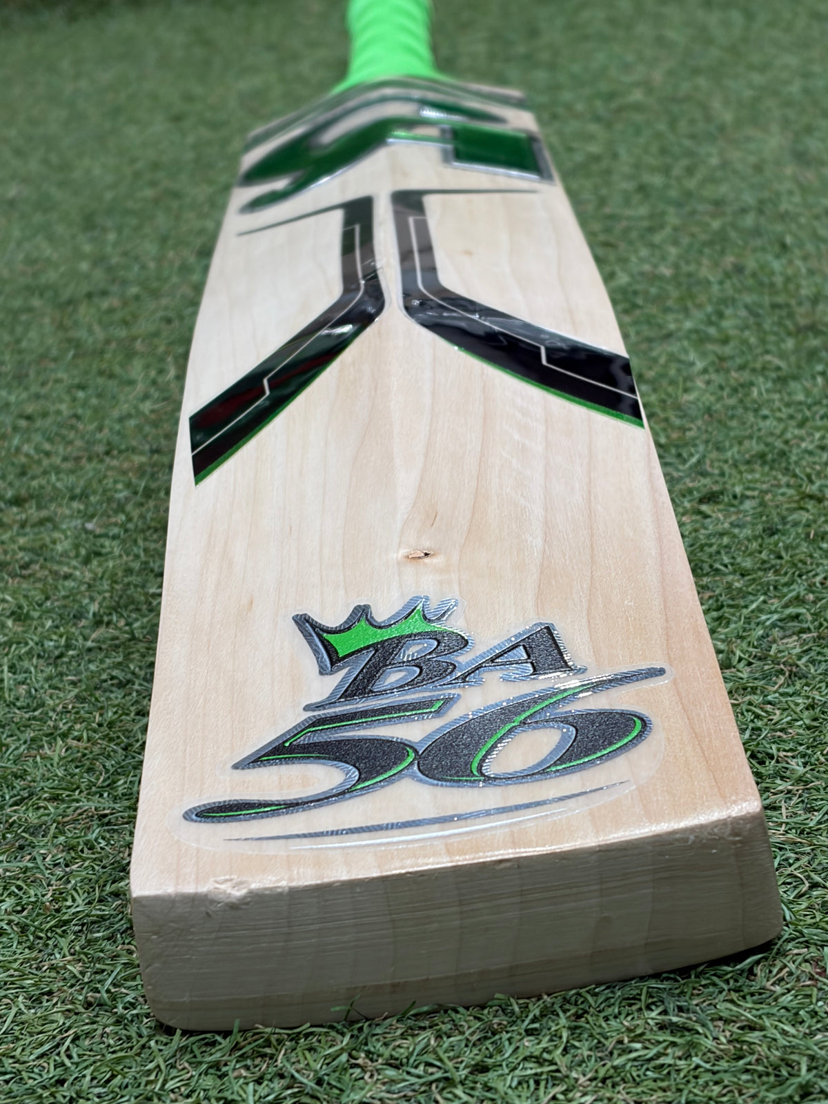CA BA56 Harrow Junior Cricket Bat (2lb 5oz)