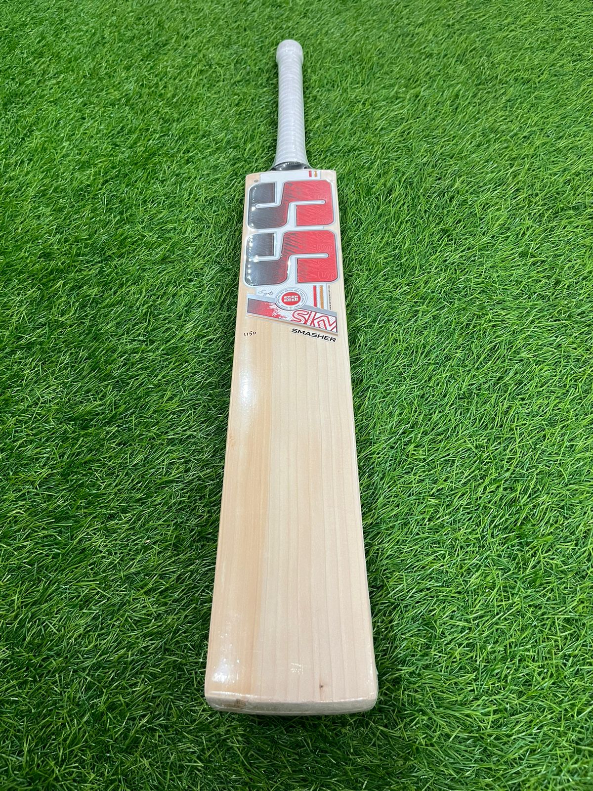SS Ton Sky Smasher Cricket Bat (2lb 8oz)