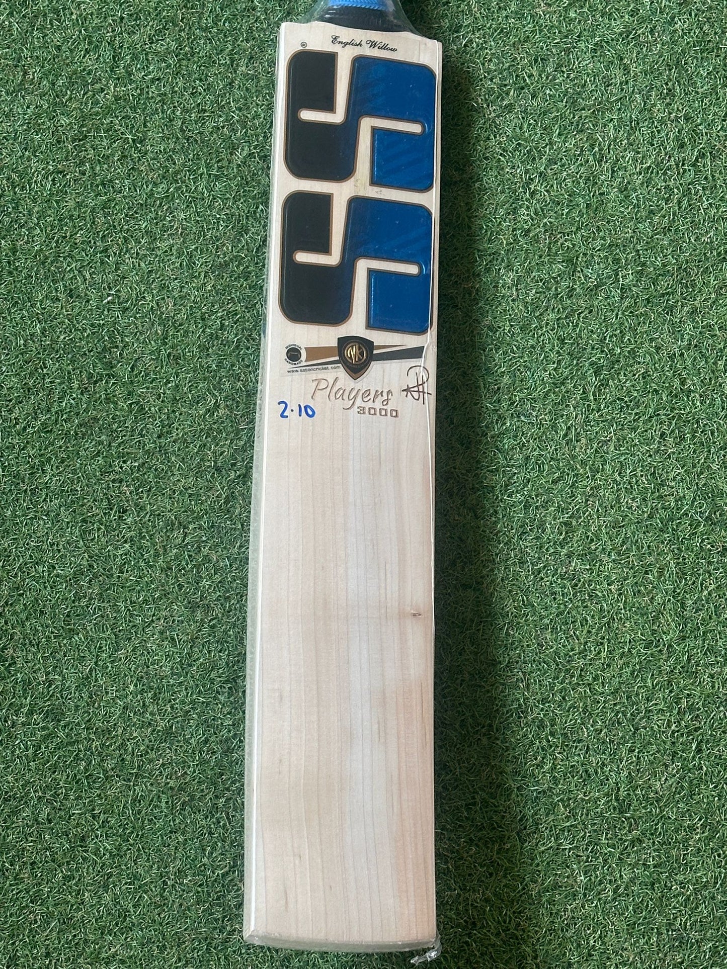 SS Ton Players 3000 Cricket Bat (2lb 10oz)
