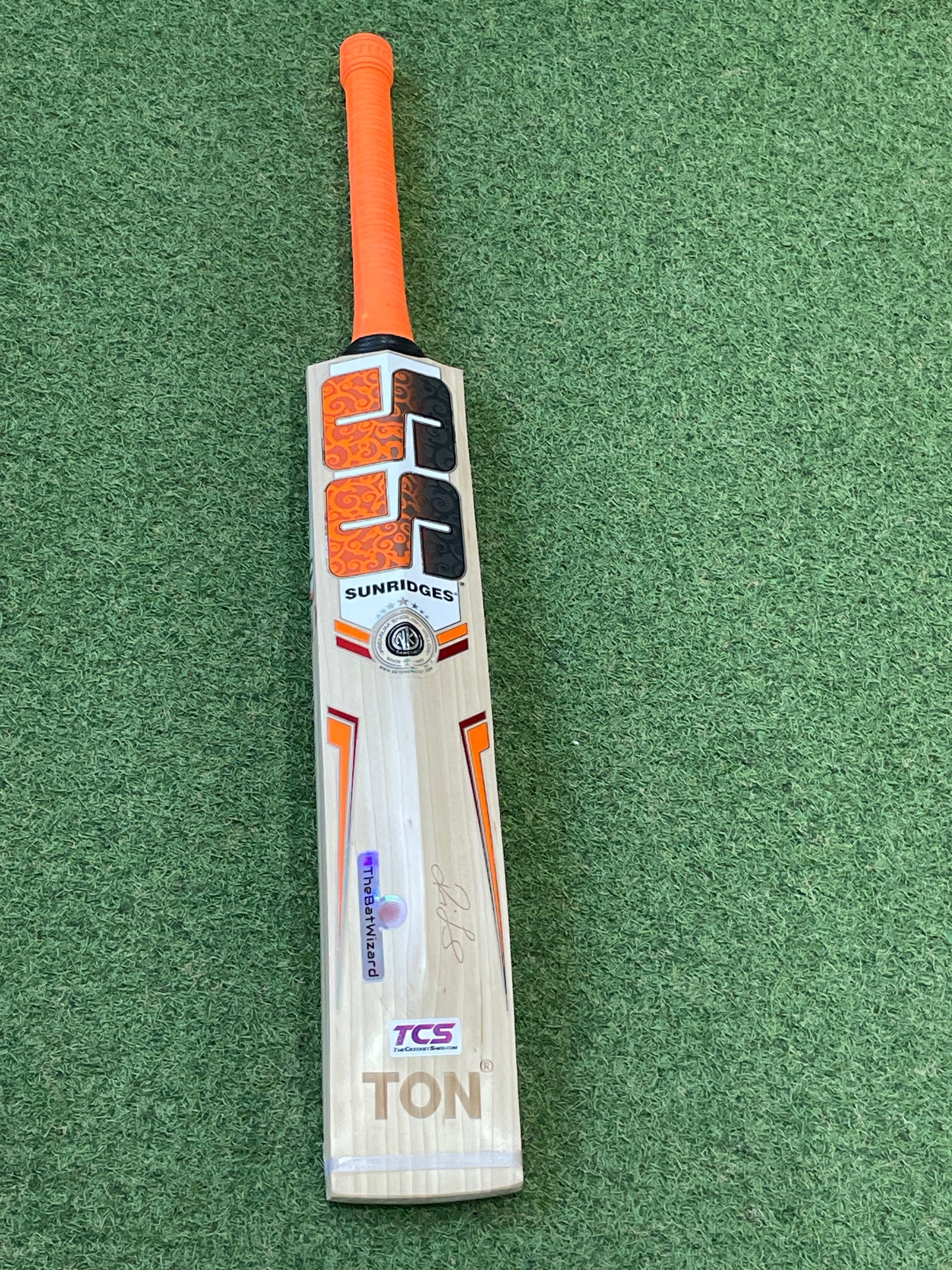 SS Ton Stallion Sword Harrow Junior Size Cricket Bat (2lb 5oz)