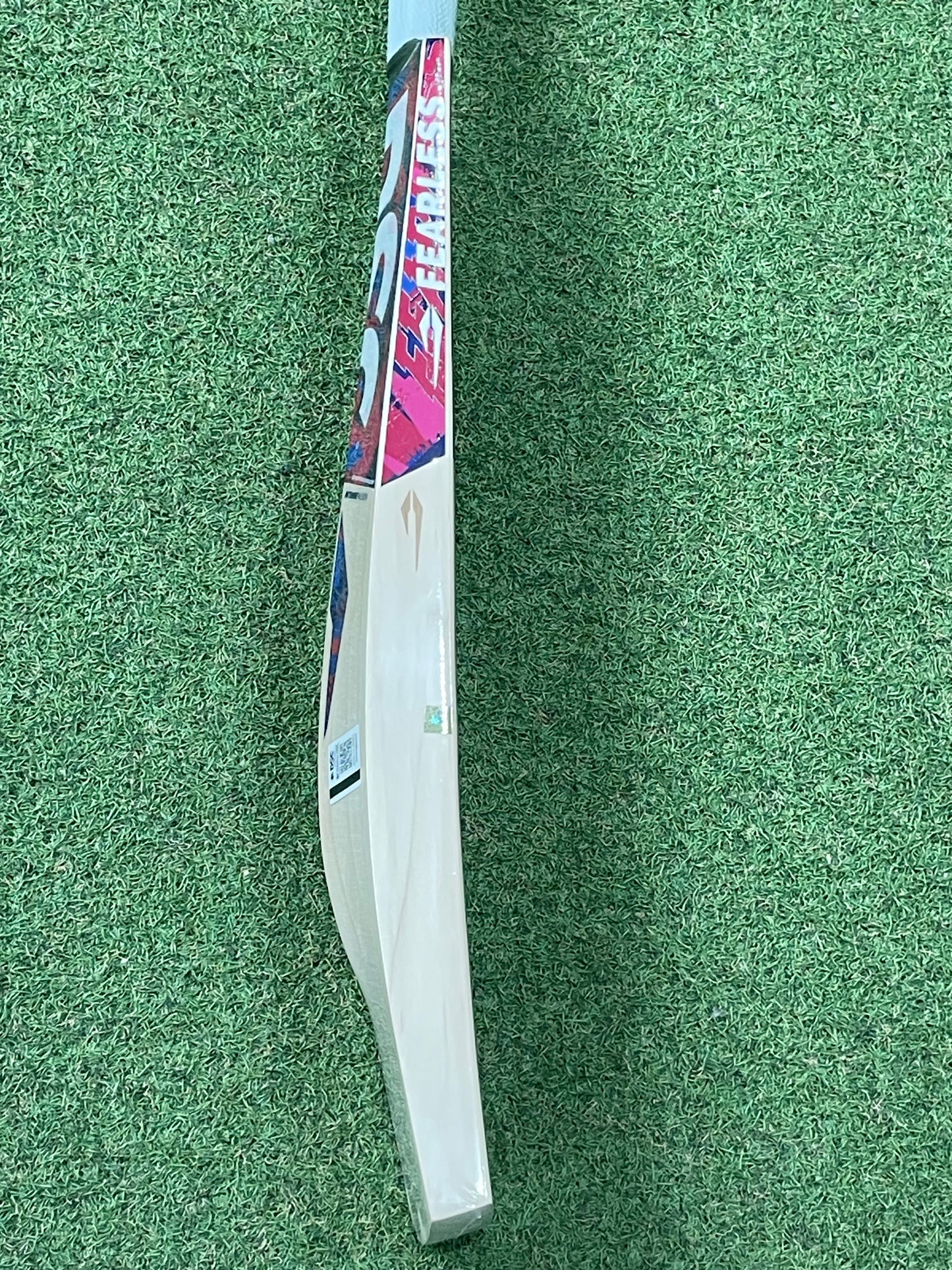 DSC Intense Passion Cricket Bat (2lb 7oz)