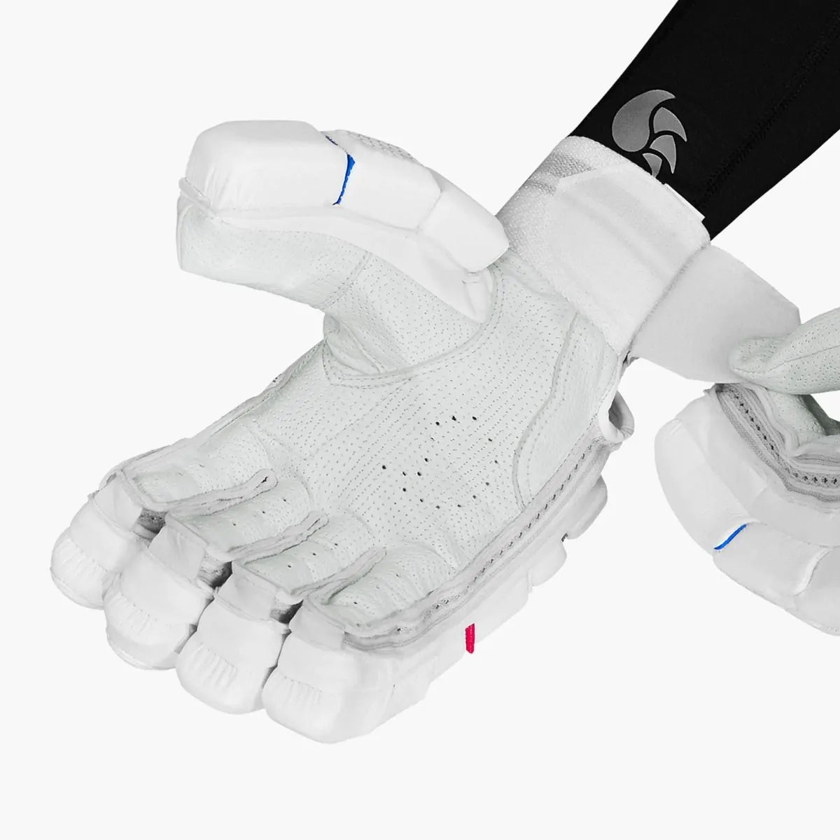 DSC Intense Players Batting Gloves