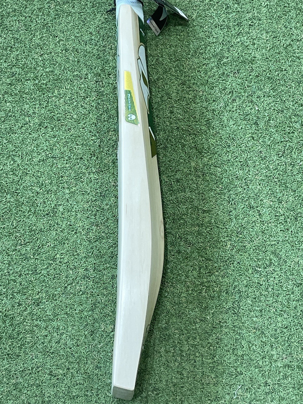 Phantom Enigma Performance Cricket Bat - 2lb 10oz - Brand New! Exclusive!