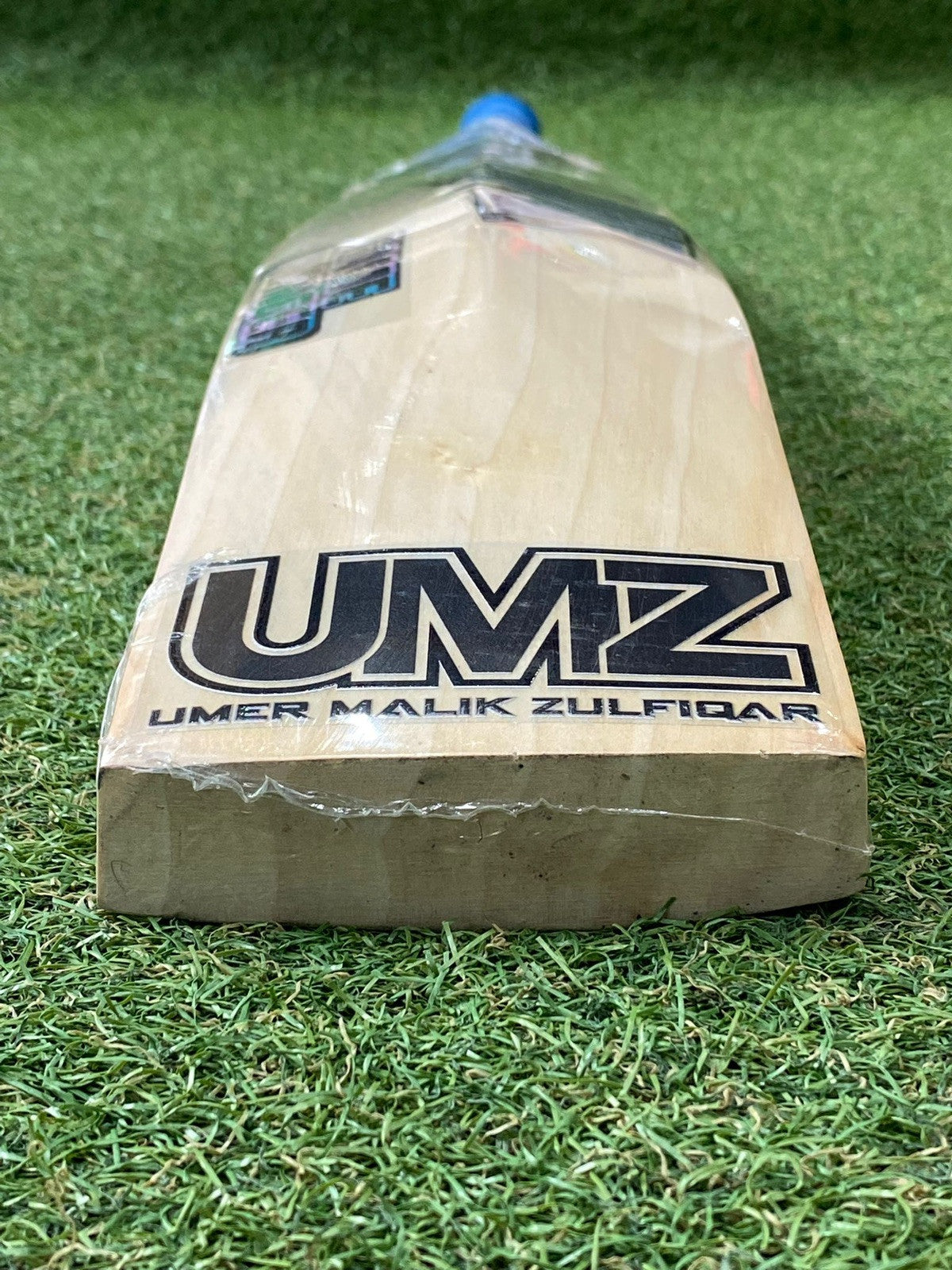 MB Malik Game Changer 5 Star Cricket Bat - Brand New - 2lb 9oz