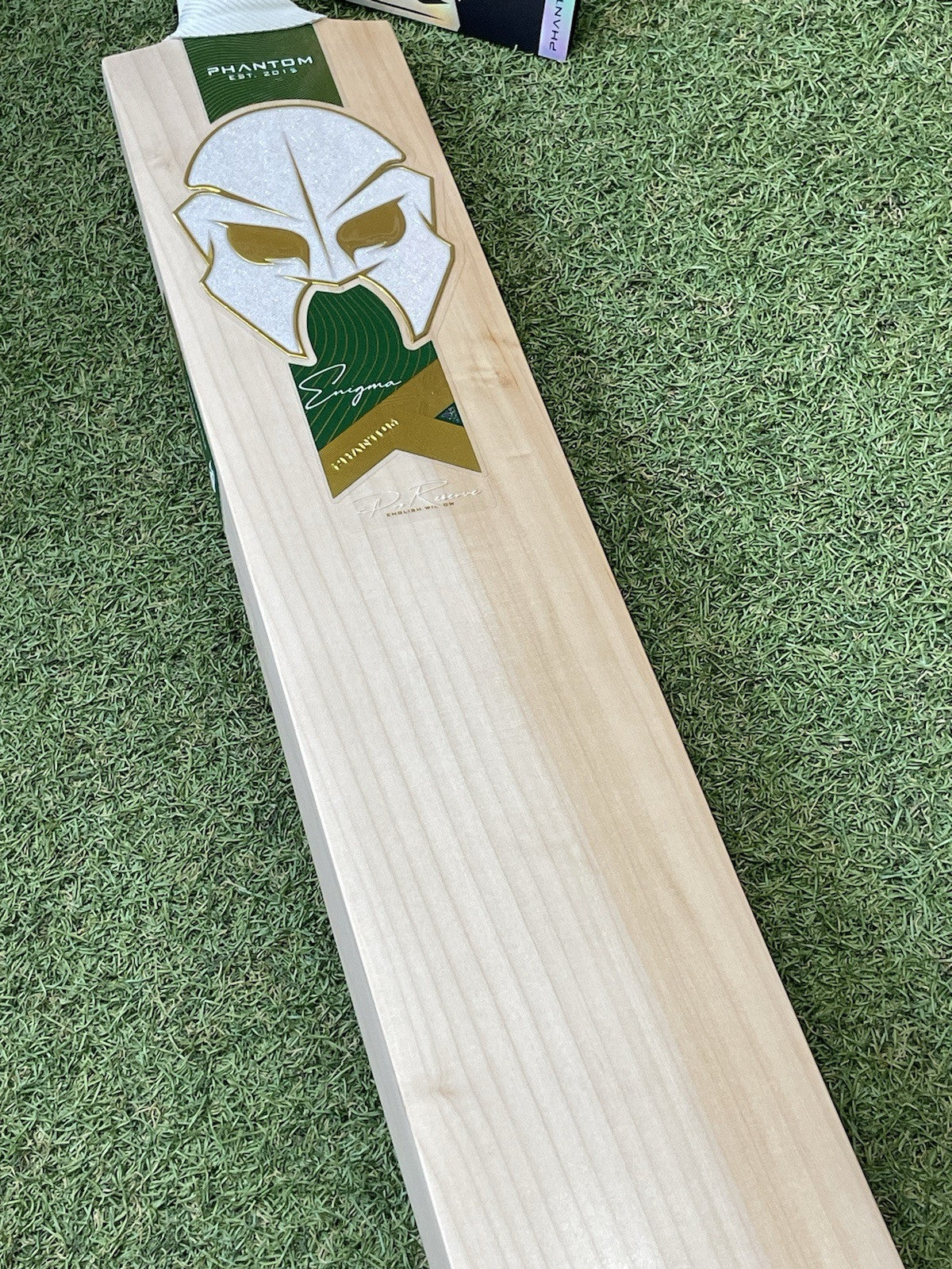 Phantom Enigma Pro-Reserve Cricket Bat - 2lb 10oz - Brand New! Exclusive!