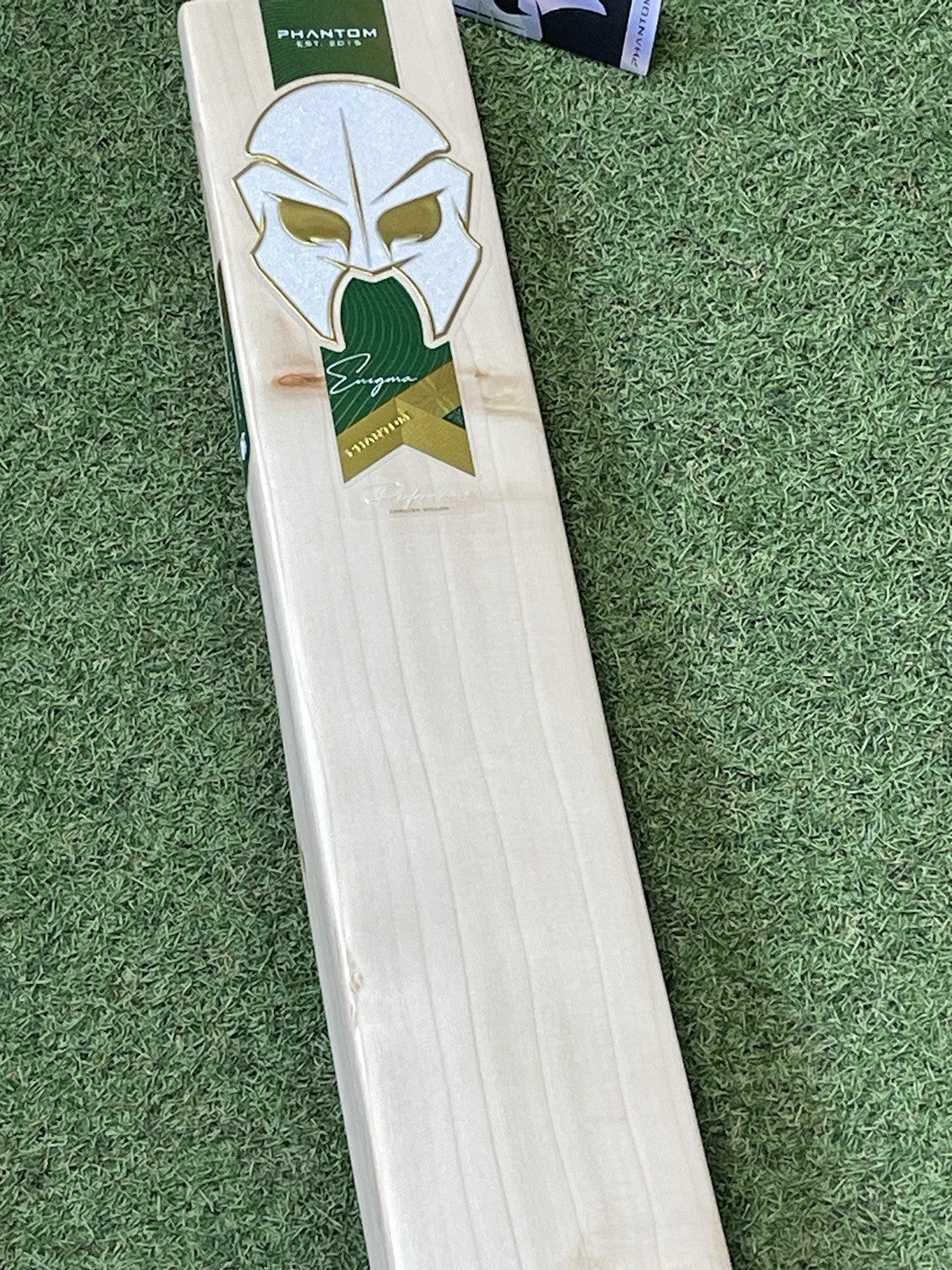 Phantom Enigma Performance Cricket Bat - 2lb 10oz - Brand New! Exclusive!