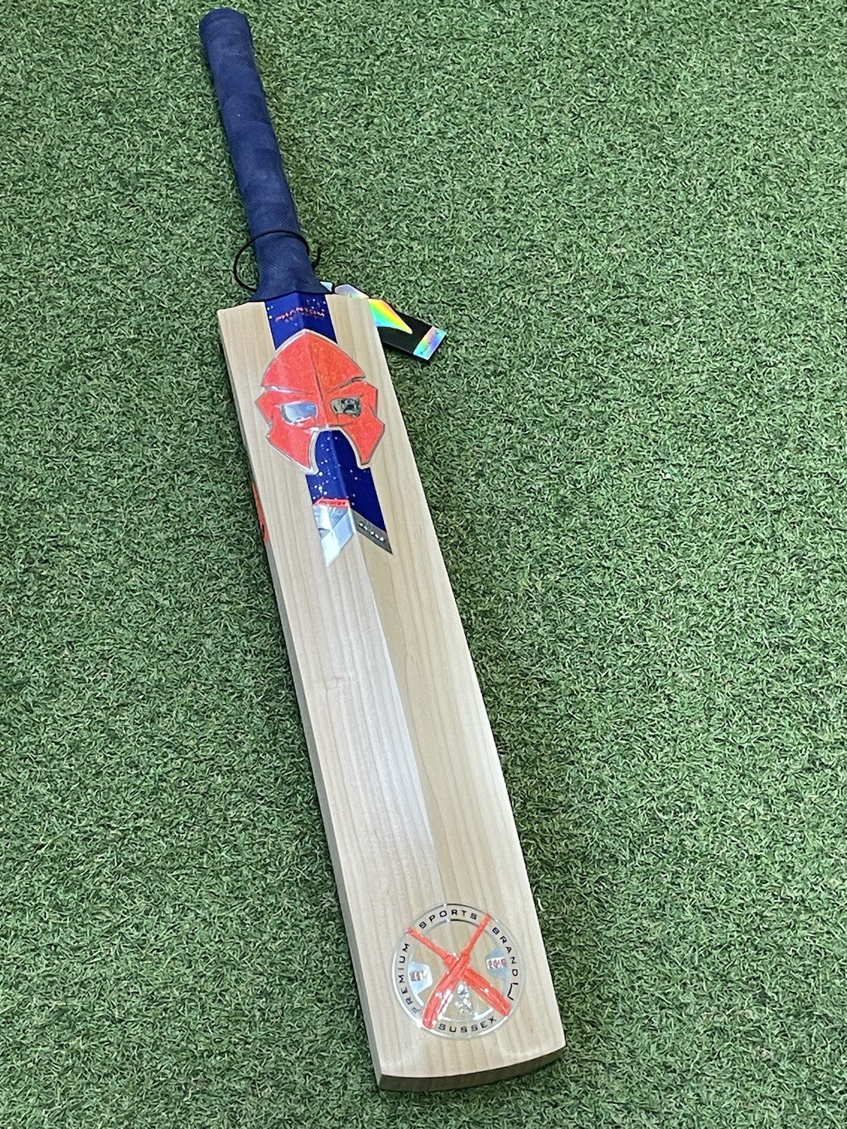 Phantom Illusion Pro-R Cricket Bat - 2lb 9oz - Brand New! Stunning Grains!