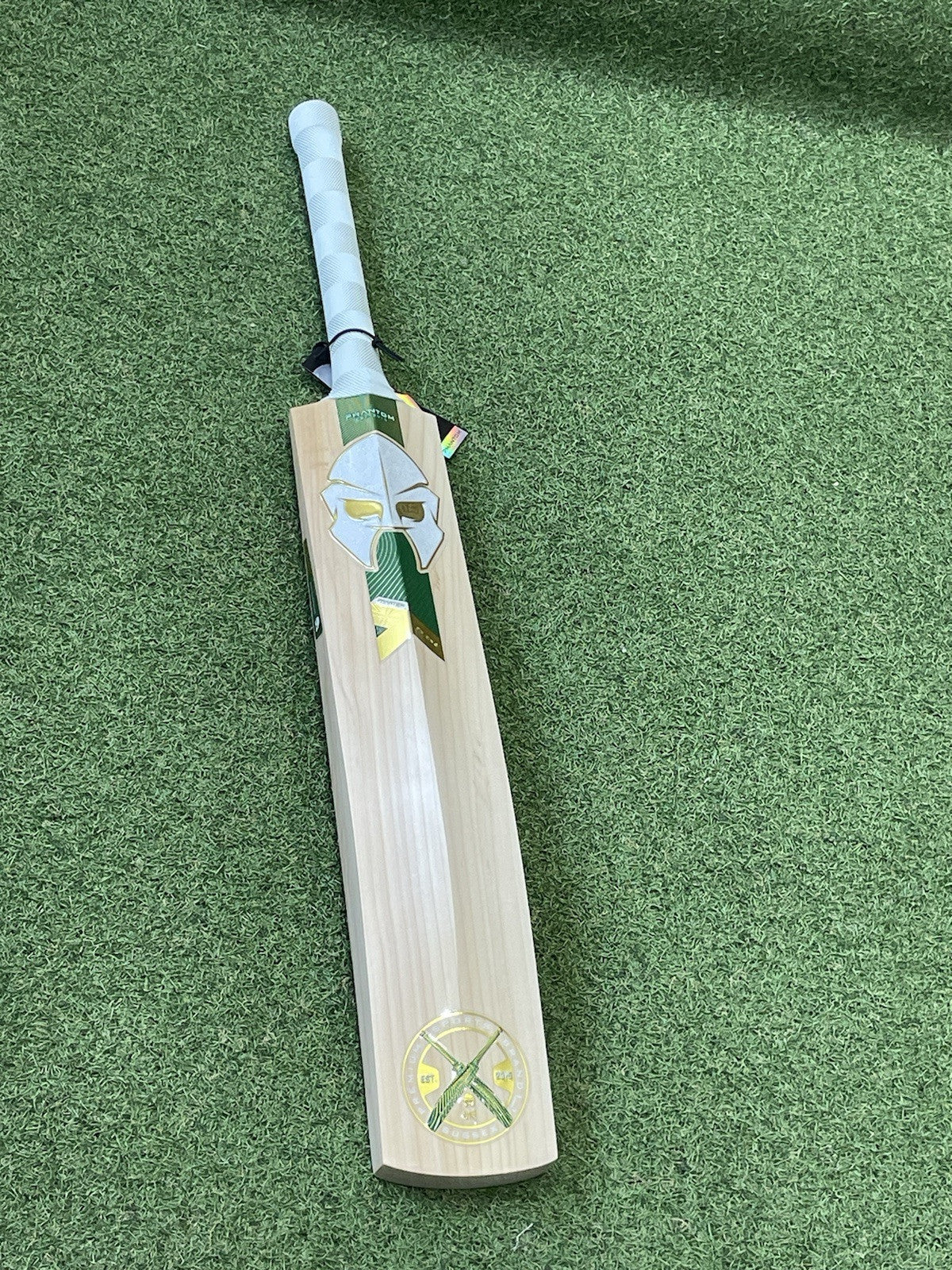 Phantom Enigma Pro-Reserve Cricket Bat - 2lb 10oz - Brand New! Exclusive!