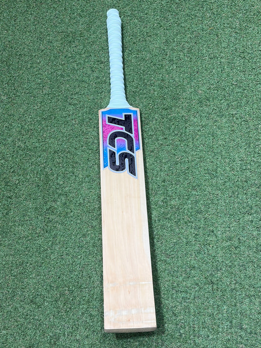 TCS Elite Edition Butterfly Cricket Bat (2lb 10oz)