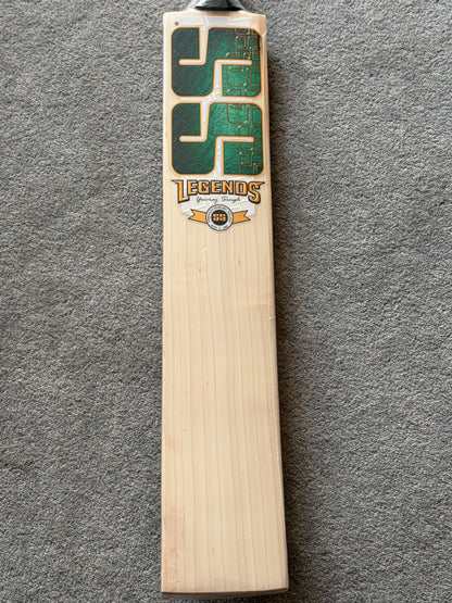 SS Ton Legends Yuvraj Singh Cricket Bat (2lb 10oz)