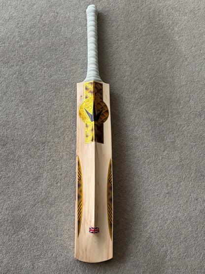 Used Mids Players Laminate Cricket Bat (2lb 10oz)