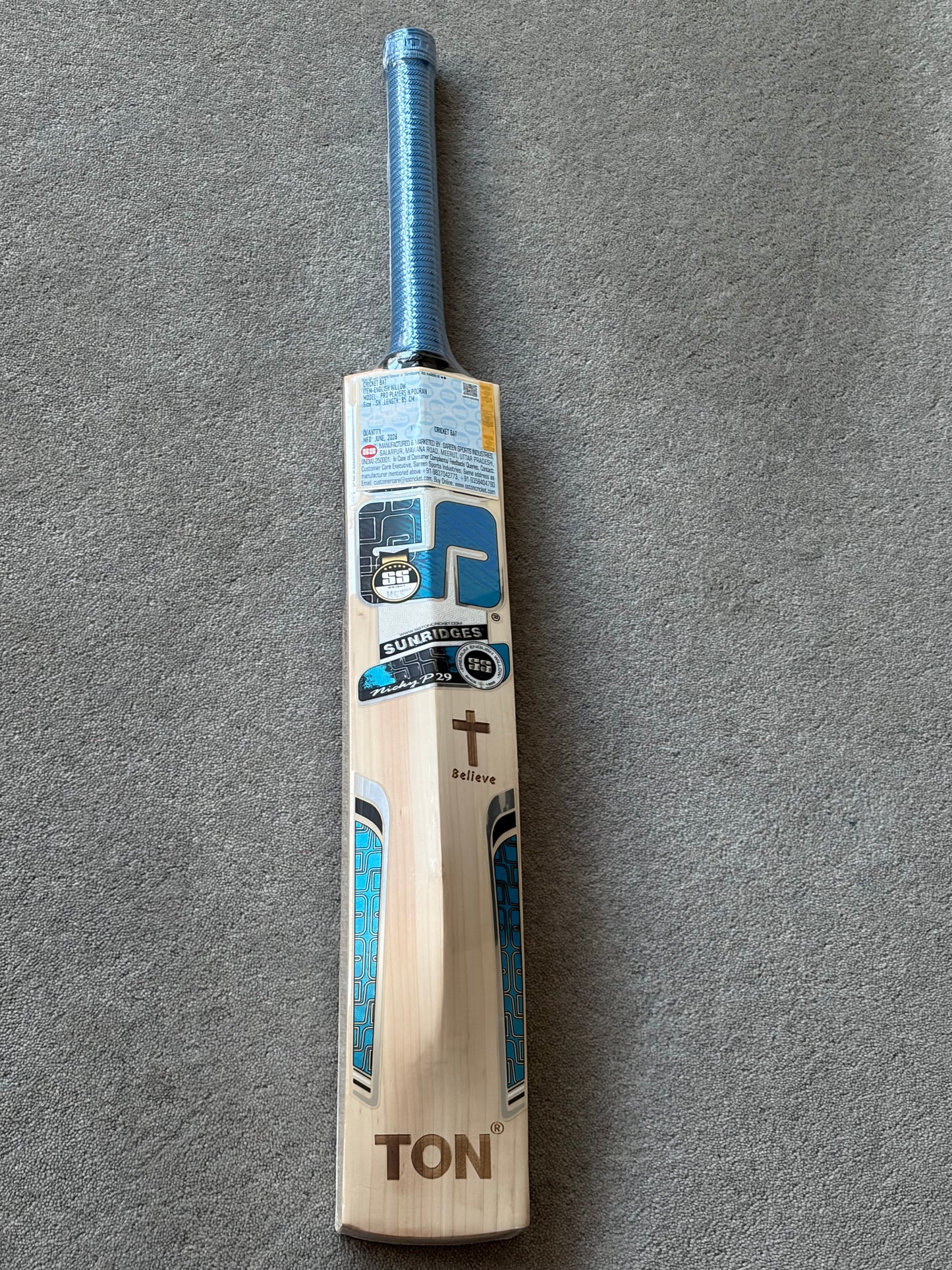 SS Ton Players Pro Nicholas Pooran Cricket Bat (2lb 9oz)