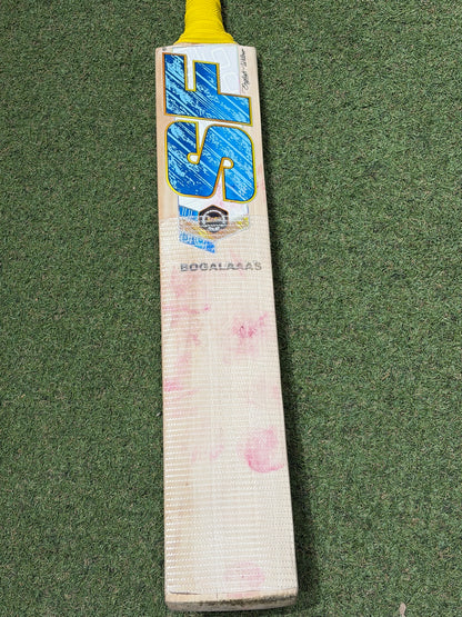 Used SF Custom Players Cricket Bat (2lb 10oz)