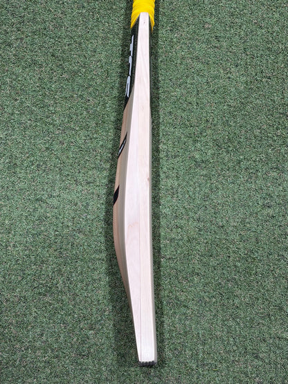 TCS Laminate Cricket Bat (2lb 11oz)