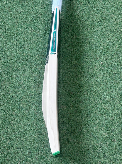 TCS Emerald Cricket Bat (2lb 11oz)