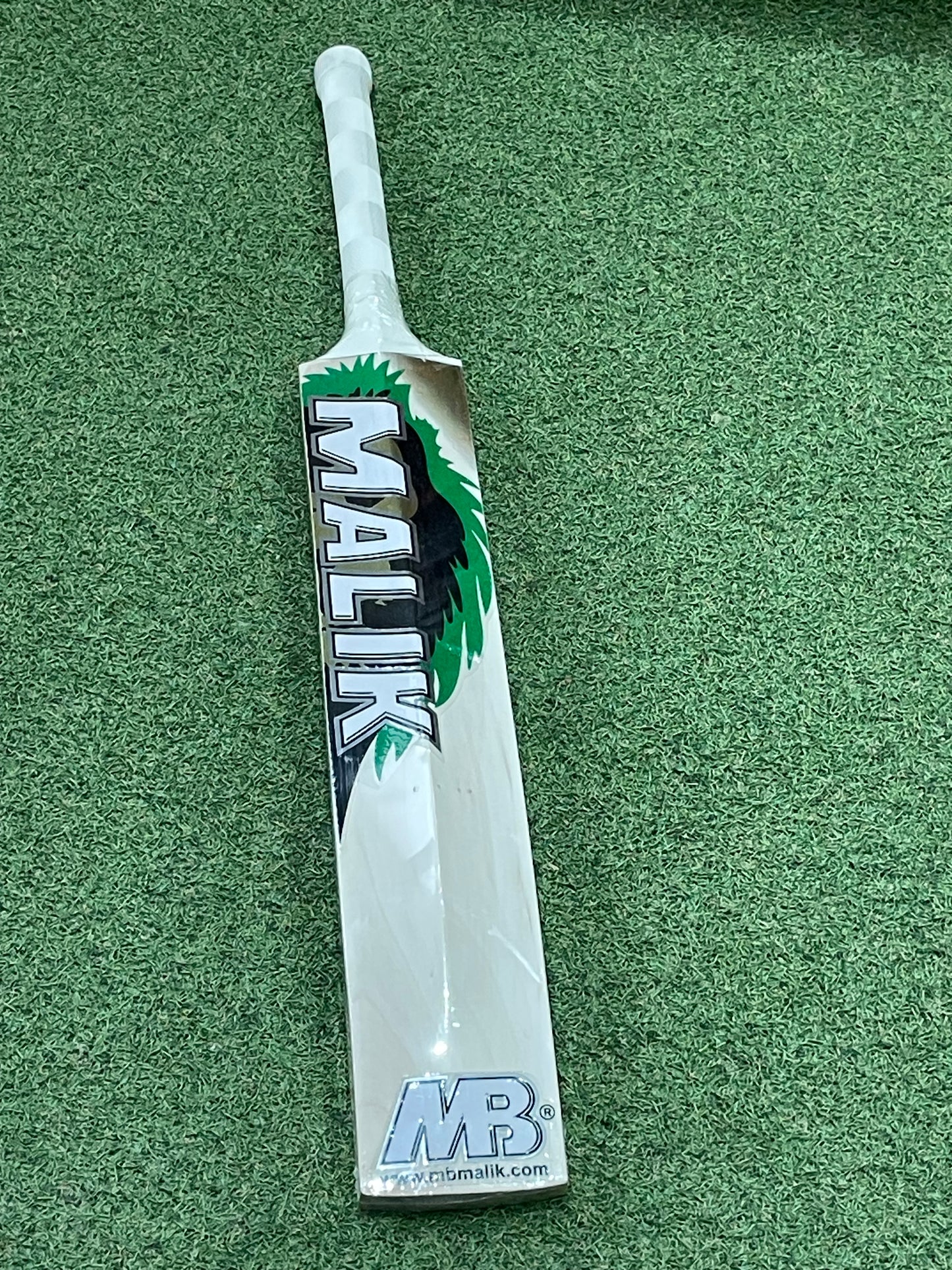 MB Malik Bubber Sher Laminate (Double Wood) Cricket Bat (2lb 11oz)