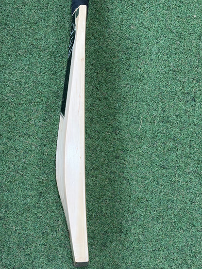 CP Pure Black Edition Cricket Bat (2lb 10oz)