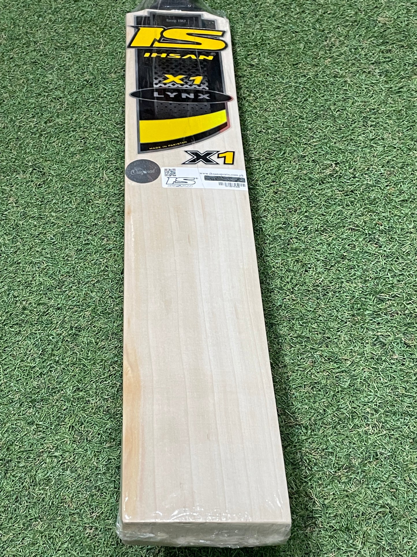 Ihsan Lynx X1 Cricket Bat (2lb 8oz)
