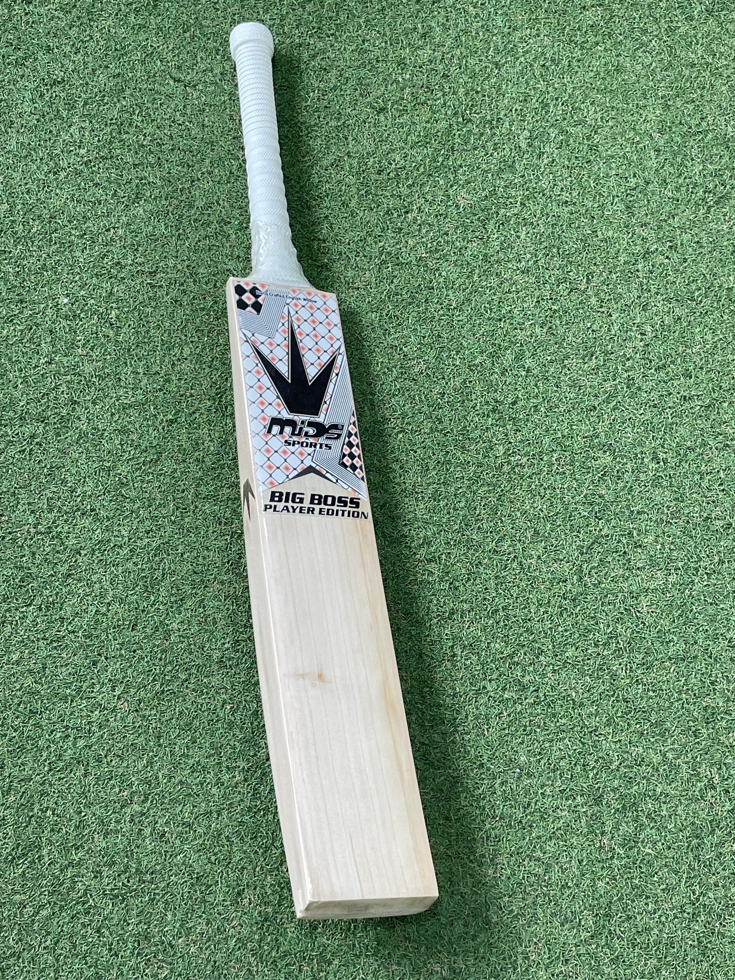 MIDS Big Boss Player Edition Cricket Bat (2lb 8oz)